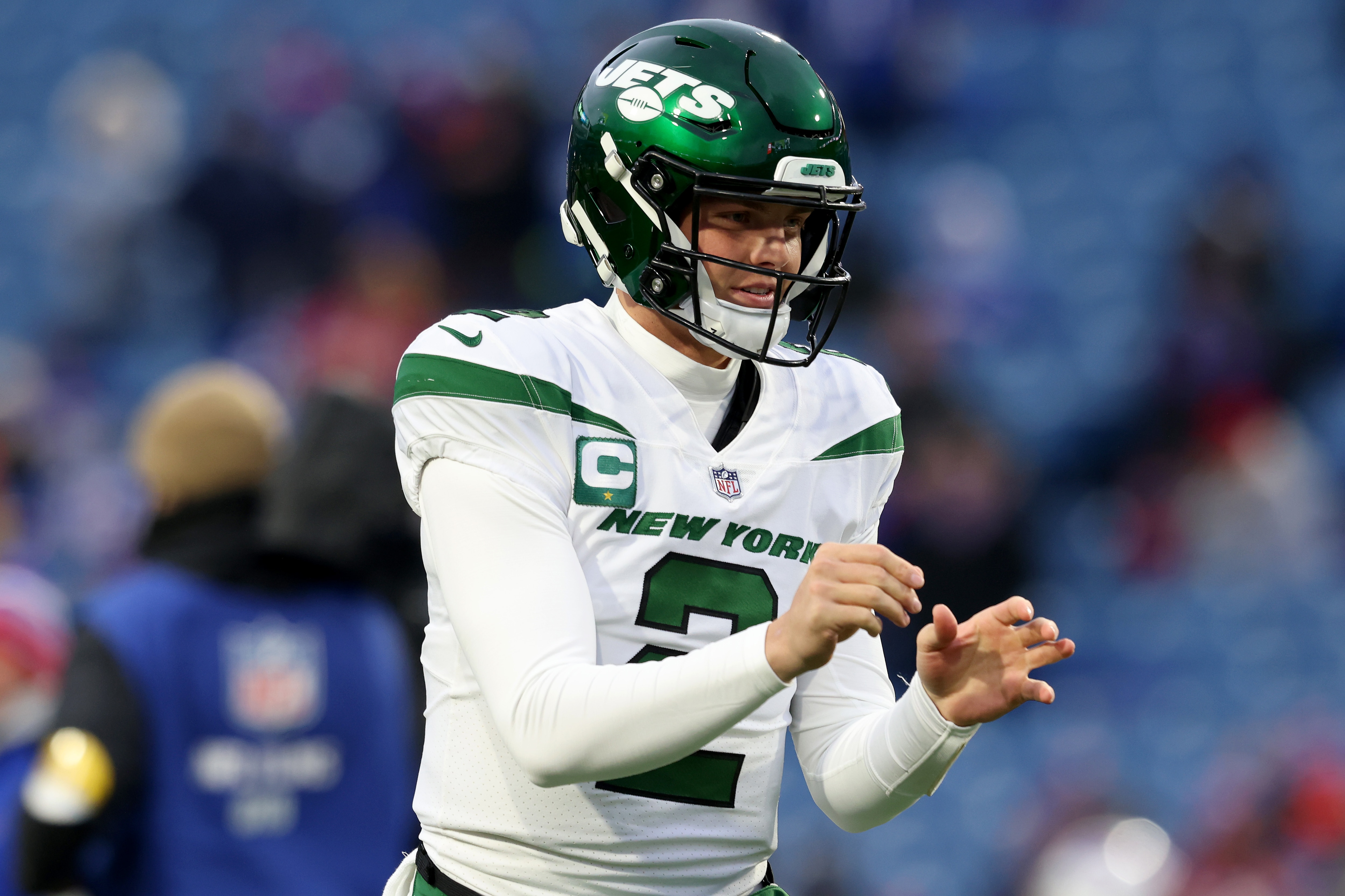 ORCHARD PARK, NEW YORK - JANUARY 09: Zach Wilson #2 of the New York Jets warms up prior to a game against the Buffalo Bills at Highmark Stadium on January 09, 2022 in Orchard Park, New York. (Photo by Bryan Bennett/Getty Images)