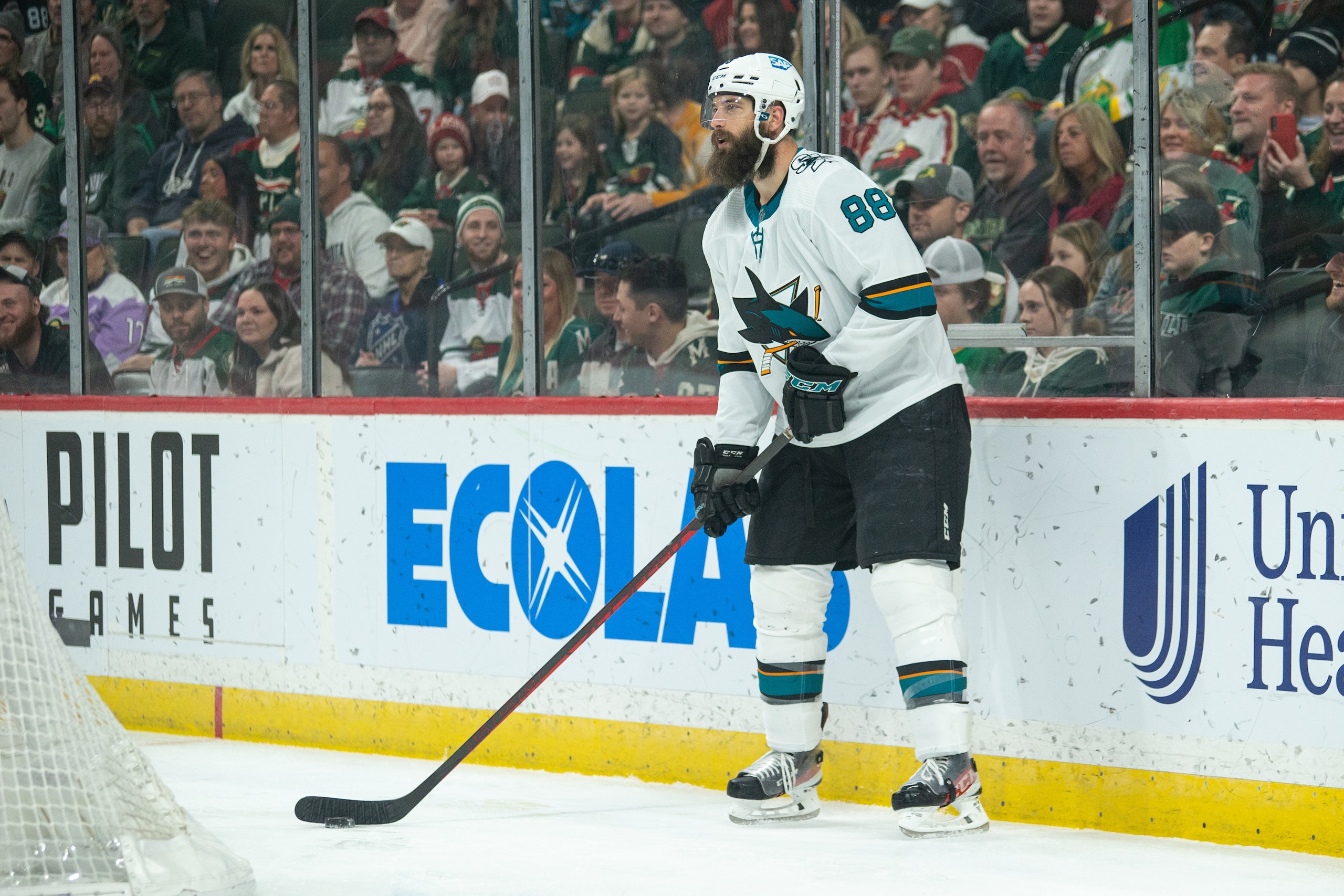 SAINT PAUL, MN - APRIL 17: San Jose Sharks Defenceman Brent Burns (88) looks to pass during the NHL game between the San Jose Sharks and the Minnesota Wild on April 17th, 2022, at the Xcel Energy Center in Saint Paul, MN. (Photo by Bailey Hillesheim/Icon Sportswire via Getty Images)