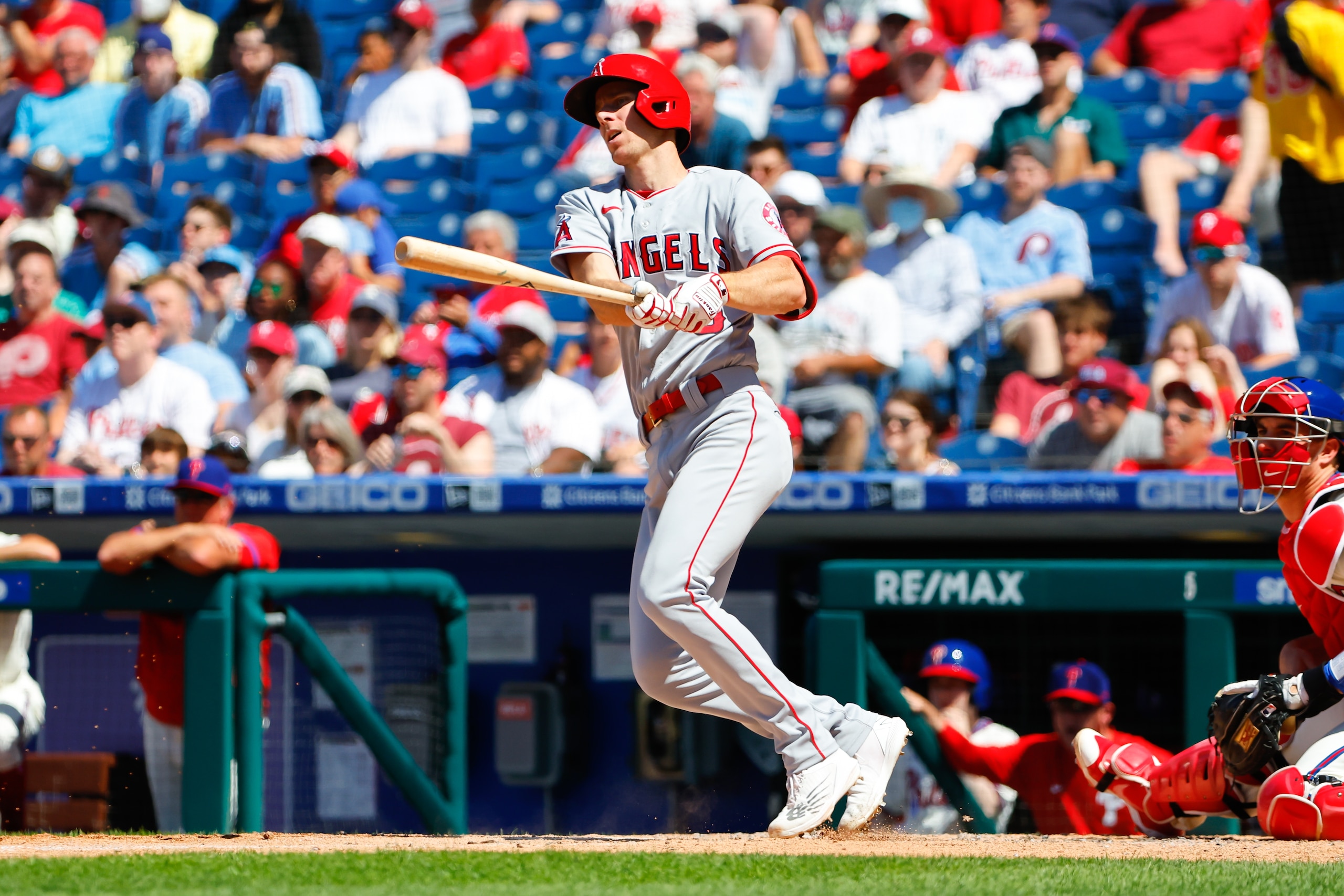 PHILADELPHIA, PA - JUNE 05:  Los Angeles Angels second baseman Matt Duffy (5) at bat during the Major League Baseball game between the Philadelphia Phillies and the Los Angeles Angels on June 5, 2022 at Citizens Bank Park in Philadelphia, Pennsylvania.  (Photo by Rich Graessle/Icon Sportswire via Getty Images)