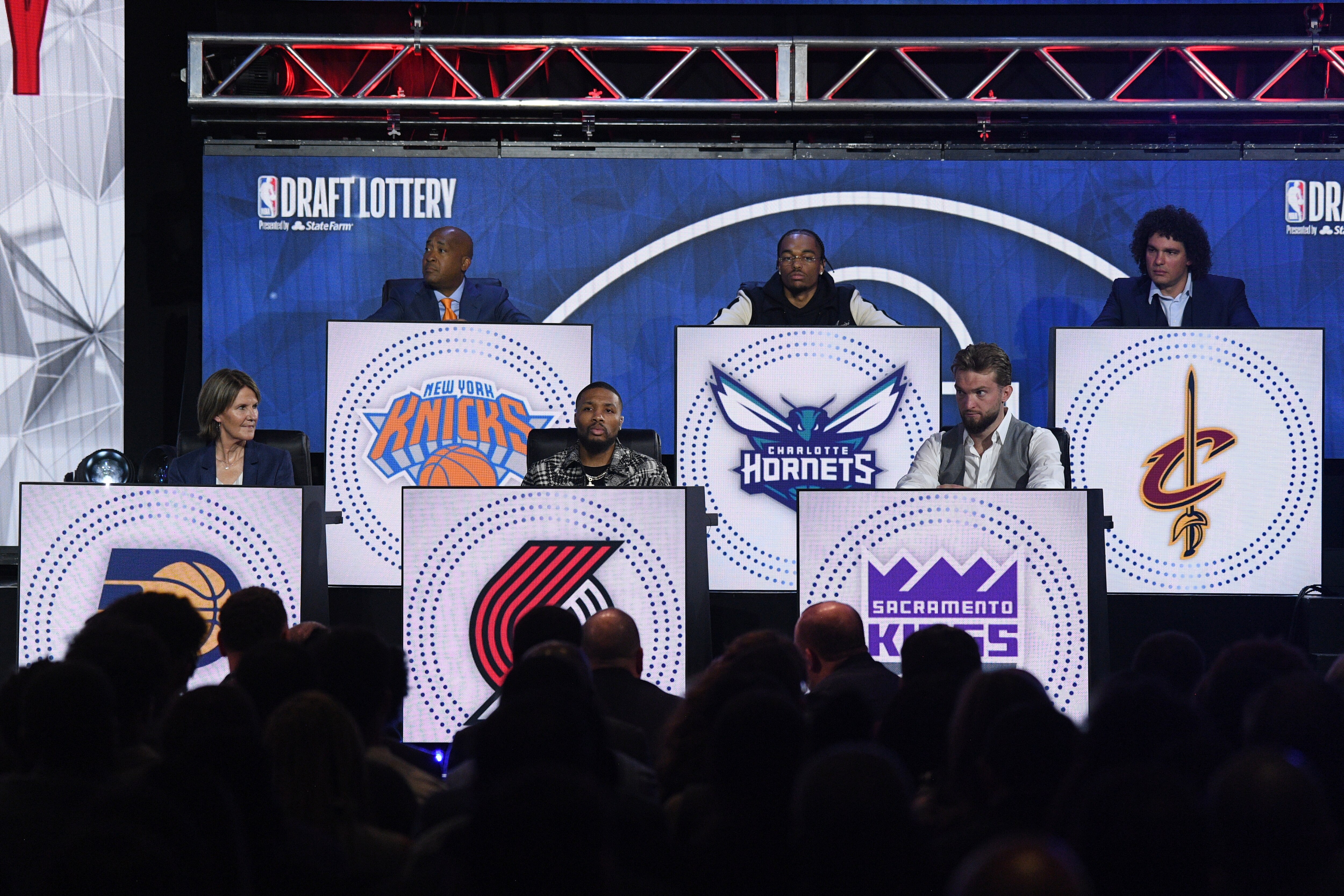 CHICAGO,IL - MAY 17: William Wesley, P.J. Washington #25 of the Charlotte Hornets, Anderson Varejao, Kelly Krauskopf, Damian Lillard #0 of the Portland Trail Blazers, and Domantas Sabonis #10 of the Sacramento Kings looks on during the 2022 NBA Draft Lottery at McCormick Place on May 17, 2022 in Chicago, Illinois. NOTE TO USER: User expressly acknowledges and agrees that, by downloading and or using this photograph, User is consenting to the terms and conditions of the Getty Images License Agreement. Mandatory Copyright Notice: Copyright 2022 NBAE (Photo by Chris Schwegler/NBAE via Getty Images)