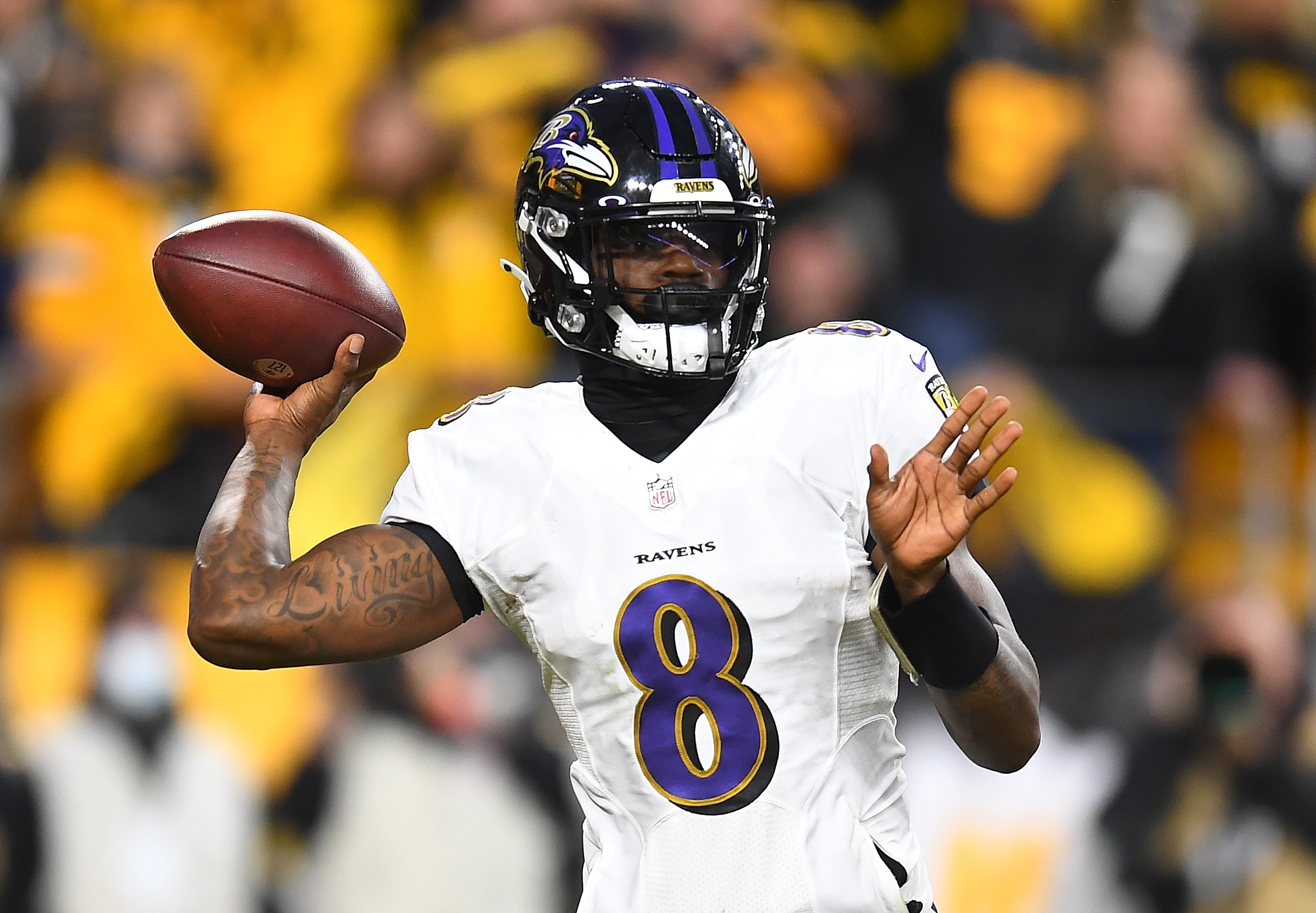 PITTSBURGH, PA - DECEMBER 05:  Lamar Jackson #8 of the Baltimore Ravens in action during the game against the Pittsburgh Steelers at Heinz Field on December 5, 2021 in Pittsburgh, Pennsylvania. (Photo by Joe Sargent/Getty Images)