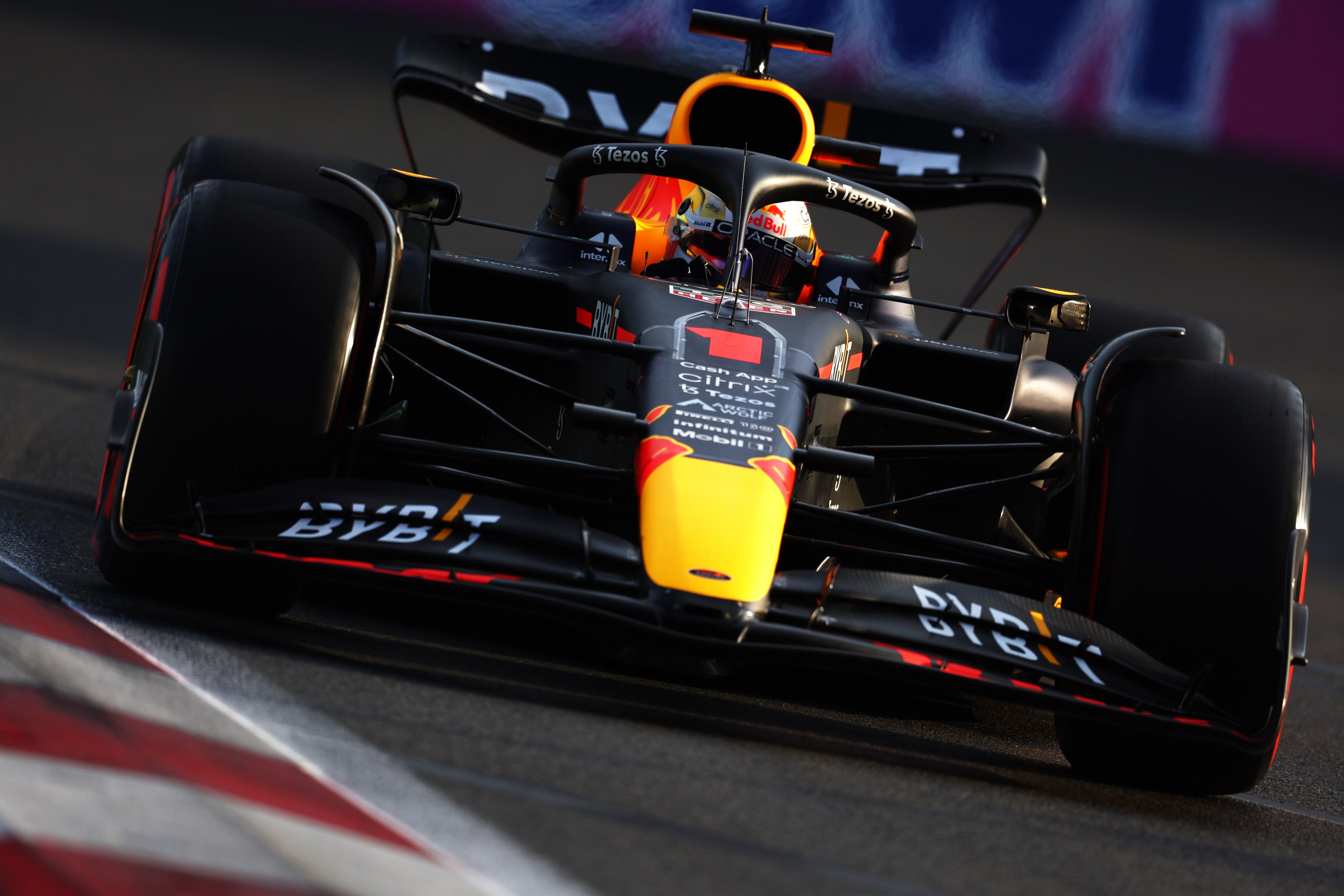 BAKU, AZERBAIJAN - JUNE 11: Max Verstappen of the Netherlands driving the (1) Oracle Red Bull Racing RB18 on track during qualifying ahead of the F1 Grand Prix of Azerbaijan at Baku City Circuit on June 11, 2022 in Baku, Azerbaijan. (Photo by Clive Rose/Getty Images)
