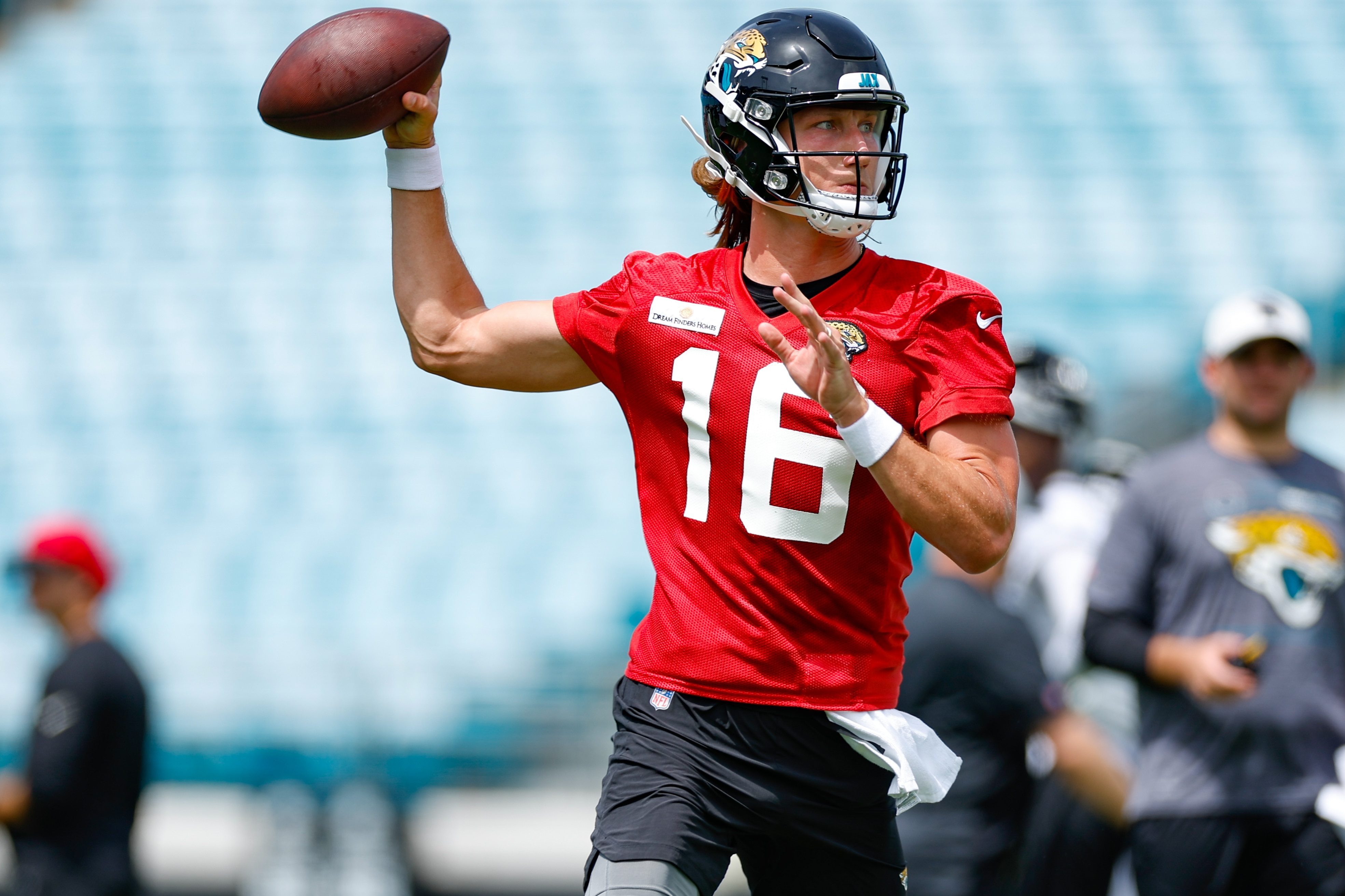 JACKSONVILLE, FL - MAY 23: Jacksonville Jaguars Quarterback Trevor Lawrence (16) throws a pass during Jacksonville Jaguars OTA Offseason Workouts on May 23, 2022 at TIAA Bank Field in Jacksonville, Fl. (Photo by David Rosenblum/Icon Sportswire via Getty Images)