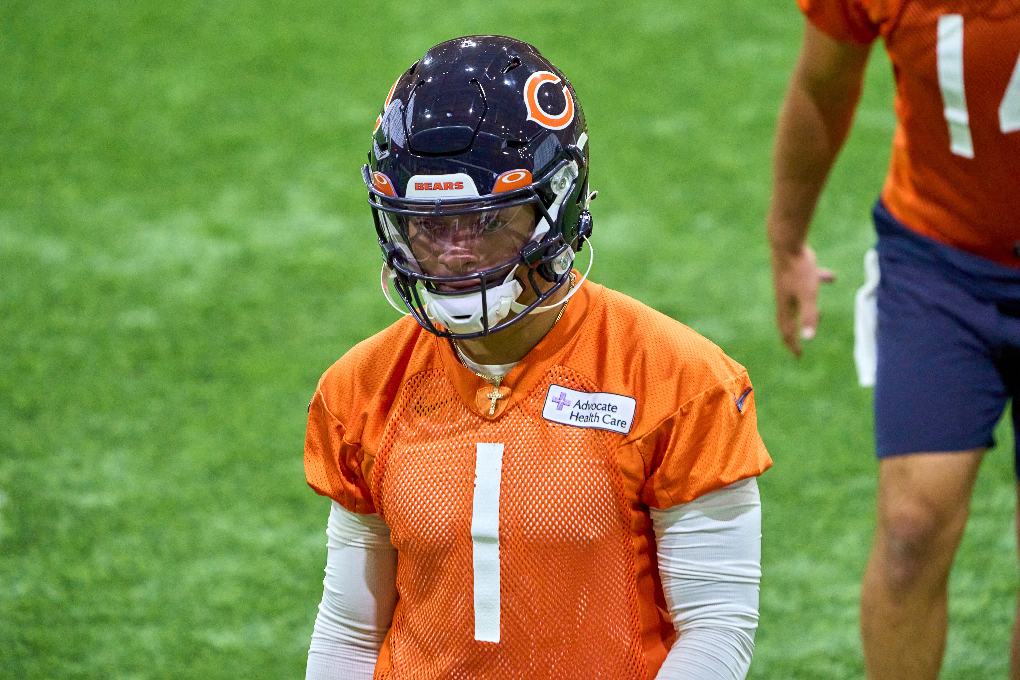 LAKE FOREST, IL - JUNE 08: Chicago Bears quarterback Justin Fields (1) looks on during the the Chicago Bears OTA Offseason Workouts on June 08, 2022 at Halas Hall in Lake Forest, IL. (Photo by Robin Alam/Icon Sportswire via Getty Images)