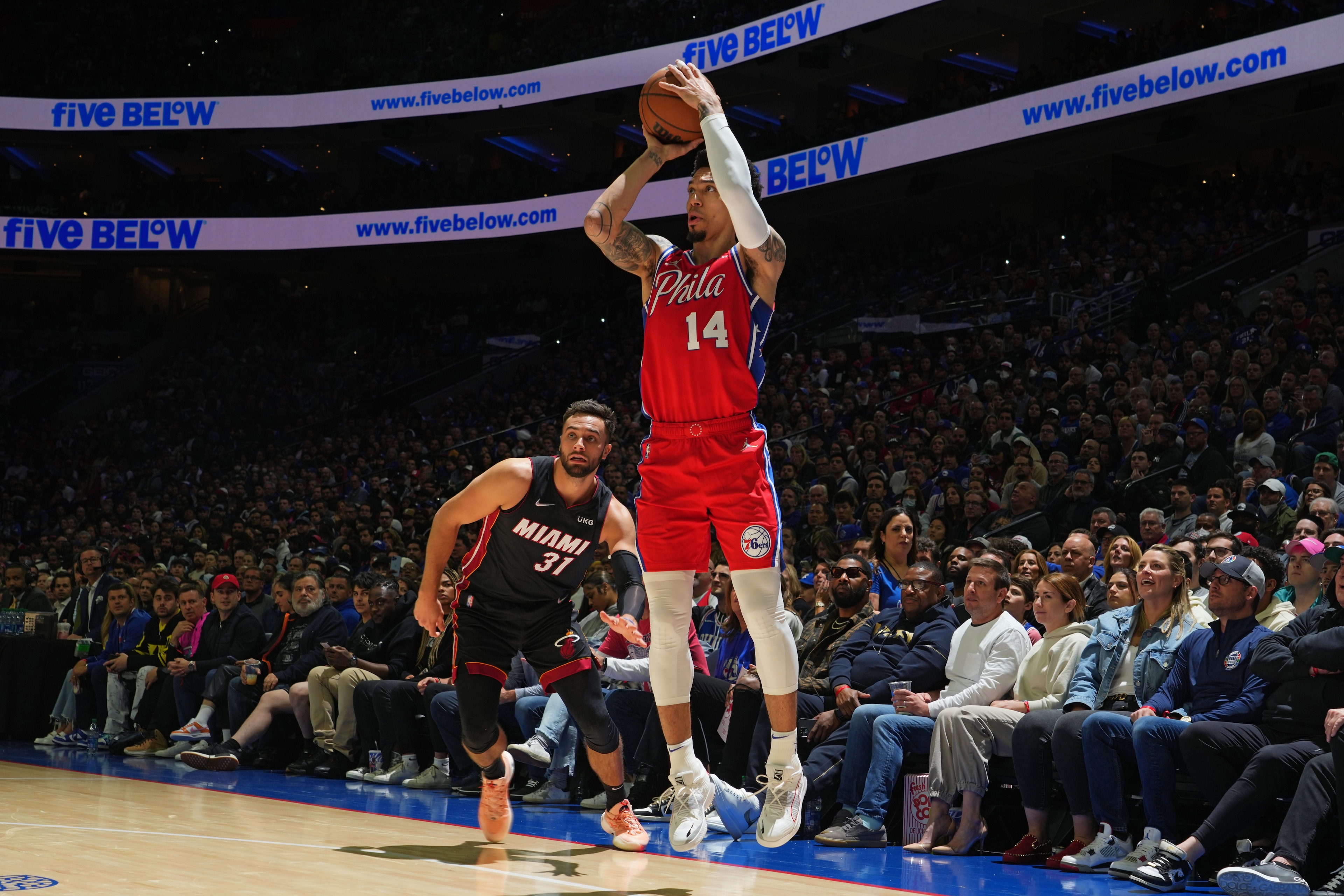PHILADELPHIA, PA - MAY 8: Danny Green #14 of the Philadelphia 76ers shoots a three-pointer against the Miami Heat during Game 4 of the 2022 NBA Playoffs Eastern Conference Semifinals on May 8, 2022 at Wells Fargo Center in Philadelphia, Pennsylvania. NOTE TO USER: User expressly acknowledges and agrees that, by downloading and/or using this Photograph, user is consenting to the terms and conditions of the Getty Images License Agreement. Mandatory Copyright Notice: Copyright 2022 NBAE (Photo by Jesse D. Garrabrant/NBAE via Getty Images)