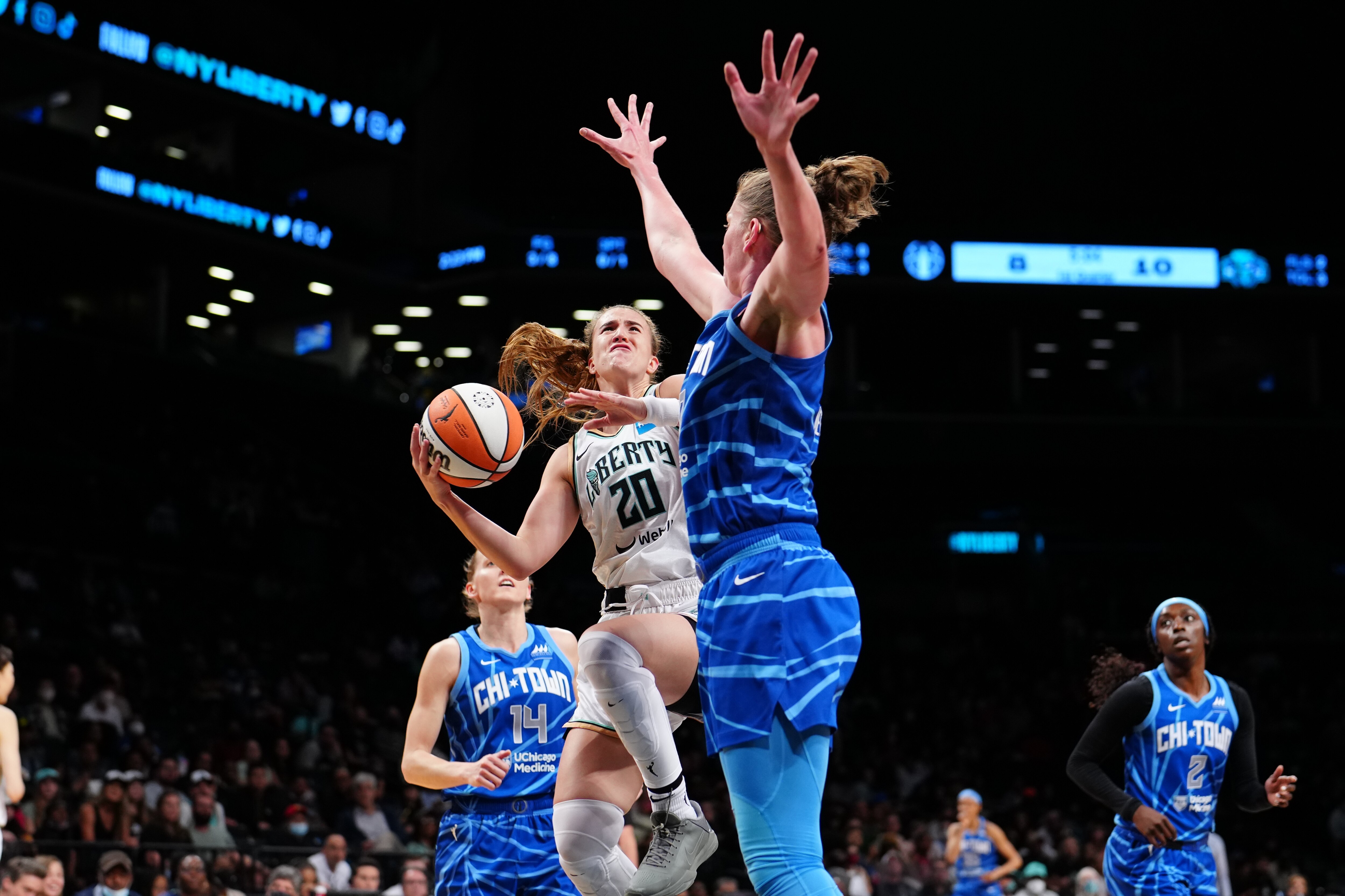 BROOKLYN, NY - JUNE 12: Sabrina Ionescu #20 of the New York Liberty drives to the basket during the game against the Chicago Sky on June 12, 2022 at the Barclays Center in Brooklyn, New York. NOTE TO USER: User expressly acknowledges and agrees that, by downloading and or using this photograph, user is consenting to the terms and conditions of the Getty Images License Agreement. Mandatory Copyright Notice: Copyright 2022 NBAE (Photo by Evan Yu/NBAE via Getty Images)