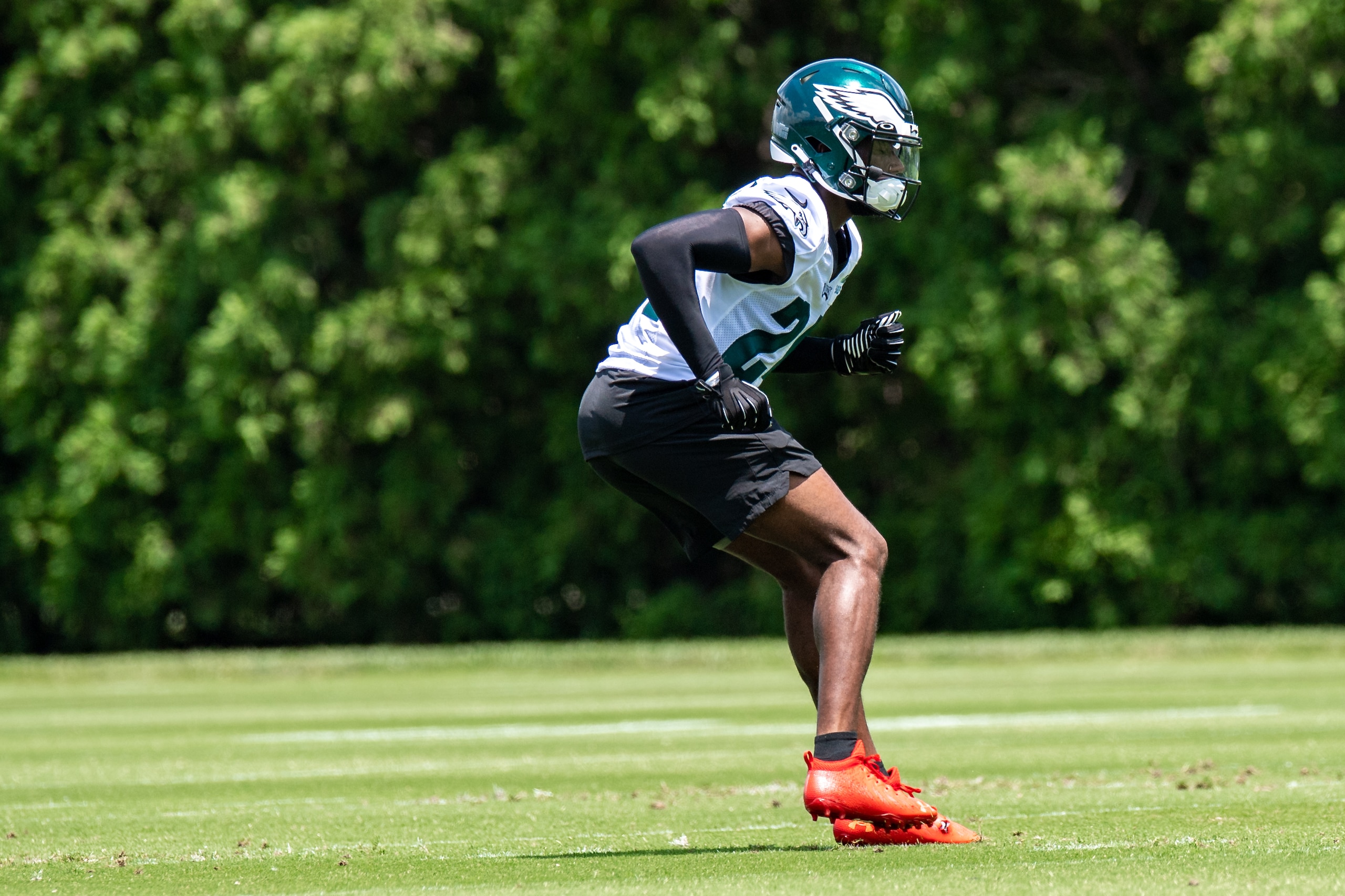 PHILADELPHIA, PA - JUNE 08: Philadelphia Eagles defensive back James Bradberry (24) participates in a drill during OTA offseason workouts on June 8, 2022 at Novacare Complex in Philadelphia, PA (Photo by John Jones/Icon Sportswire via Getty Images)
