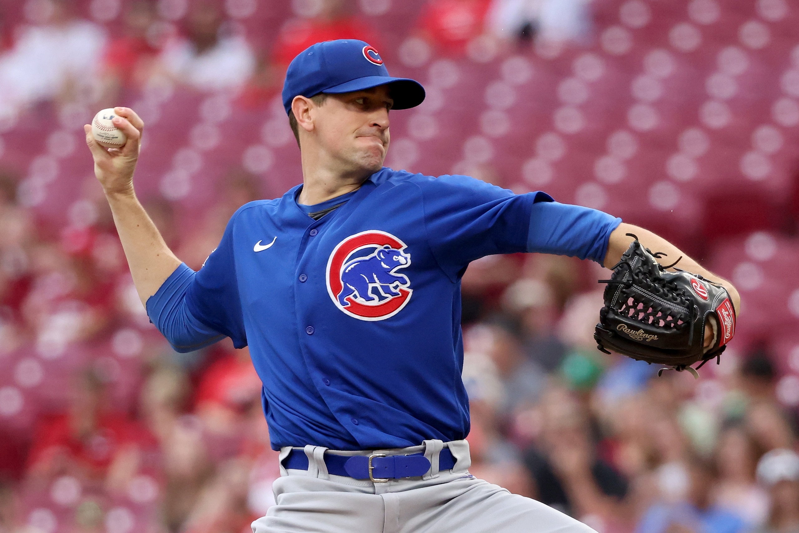 CINCINNATI, OHIO - MAY 25: Kyle Hendricks #28 of the Chicago Cubs pitches in the first inning against the Cincinnati Reds at Great American Ball Park on May 25, 2022 in Cincinnati, Ohio. (Photo by Dylan Buell/Getty Images)