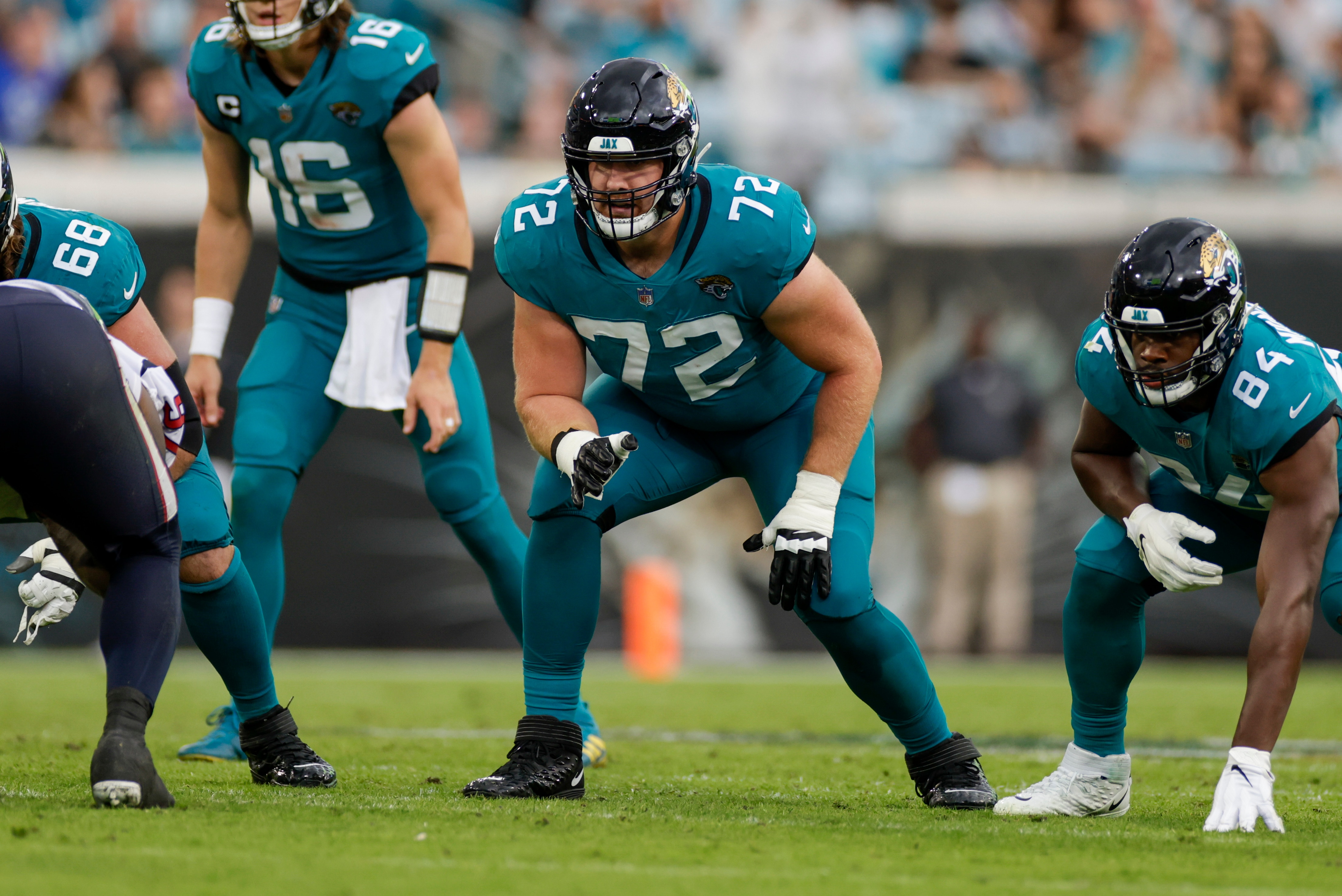 JACKSONVILLE, FL - DECEMBER 19: Jacksonville Jaguars offensive tackle Walker Little (72) during the game between the Houston Texans and the Jacksonville Jaguars on December 19, 2021 at TIAA Bank Field in Jacksonville, Fl. (Photo by David Rosenblum/Icon Sportswire via Getty Images)