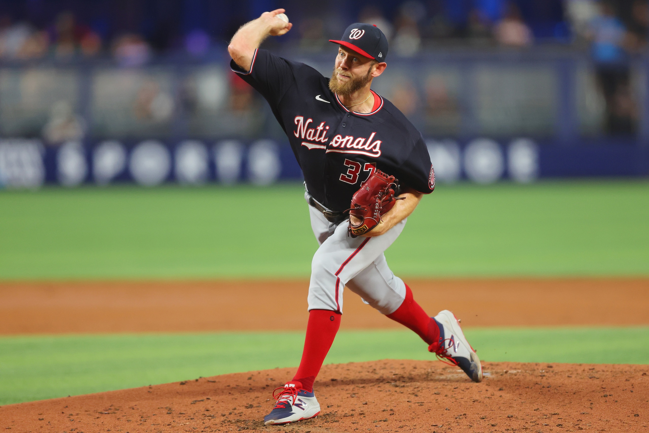 MIAMI, FLORIDA - JUNE 09: Stephen Strasburg #37 of the Washington Nationals delivers a pitch during the third inning against the Miami Marlins at loanDepot park on June 09, 2022 in Miami, Florida. (Photo by Michael Reaves/Getty Images)