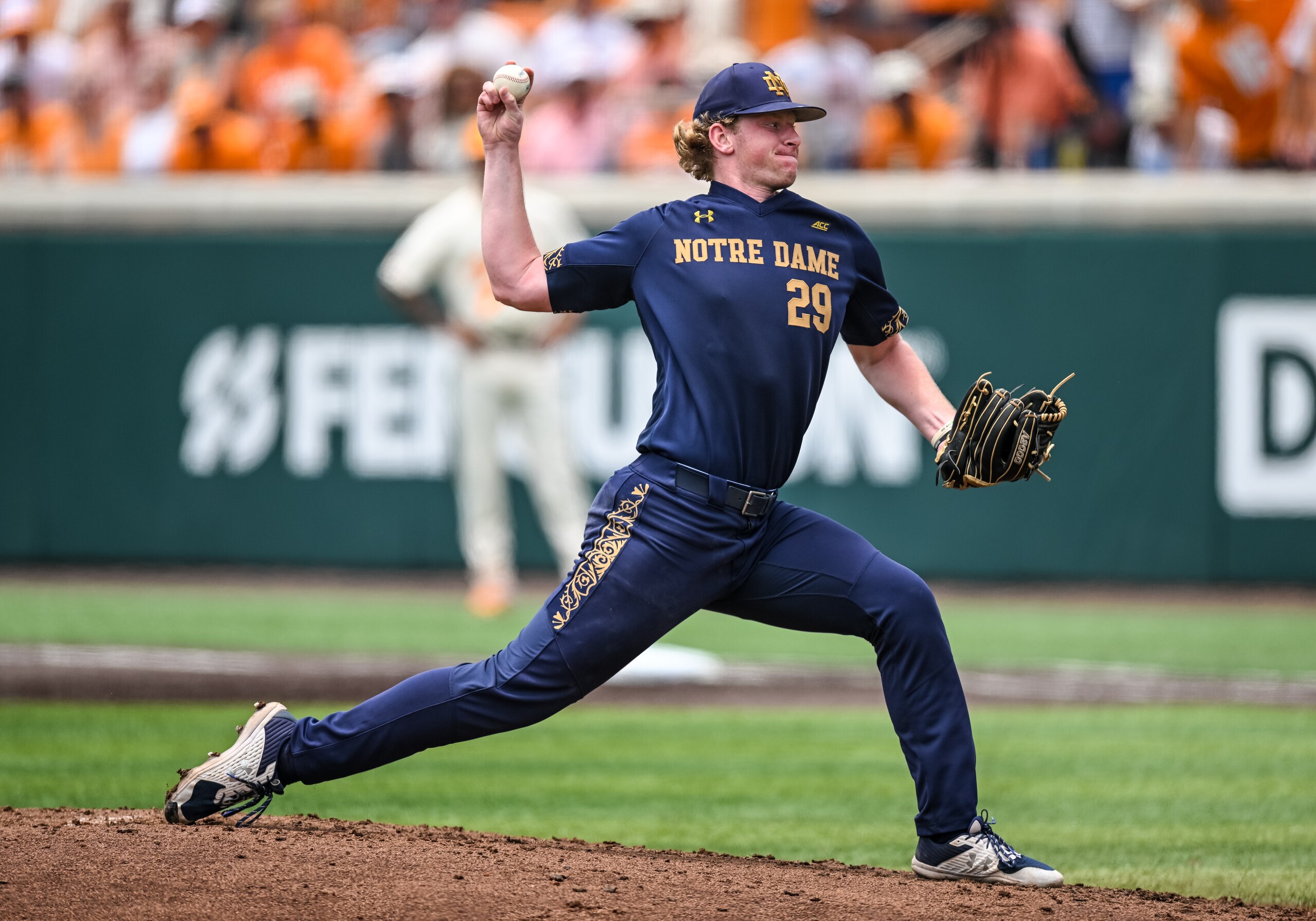 KNOXVILLE, TN - JUNE 12: Notre Dame pitcher Liam Simon (29) pitching during game three of the NCAA Super Regionals between the Tennessee Volunteers and Notre Dame Fighting Irish on June 12, 2022, at Lindsey Nelson Stadium in Knoxville, TN. (Photo by Bryan Lynn/Icon Sportswire via Getty Images)