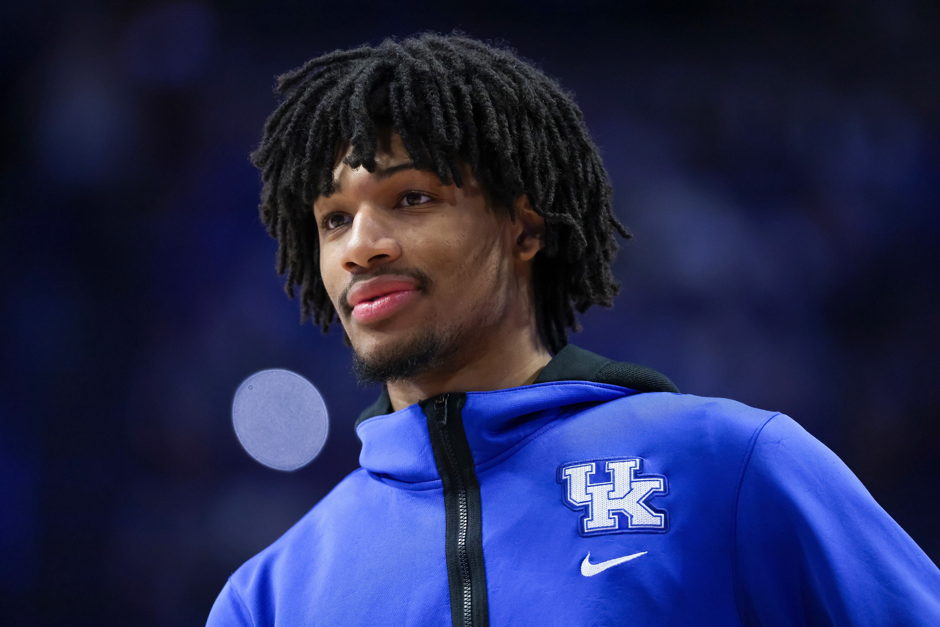LEXINGTON, KENTUCKY - FEBRUARY 12: Shaedon Sharpe #21 of the Kentucky Wildcats looks on during halftime against the Florida Gators at Rupp Arena on February 12, 2022 in Lexington, Kentucky. (Photo by Dylan Buell/Getty Images)