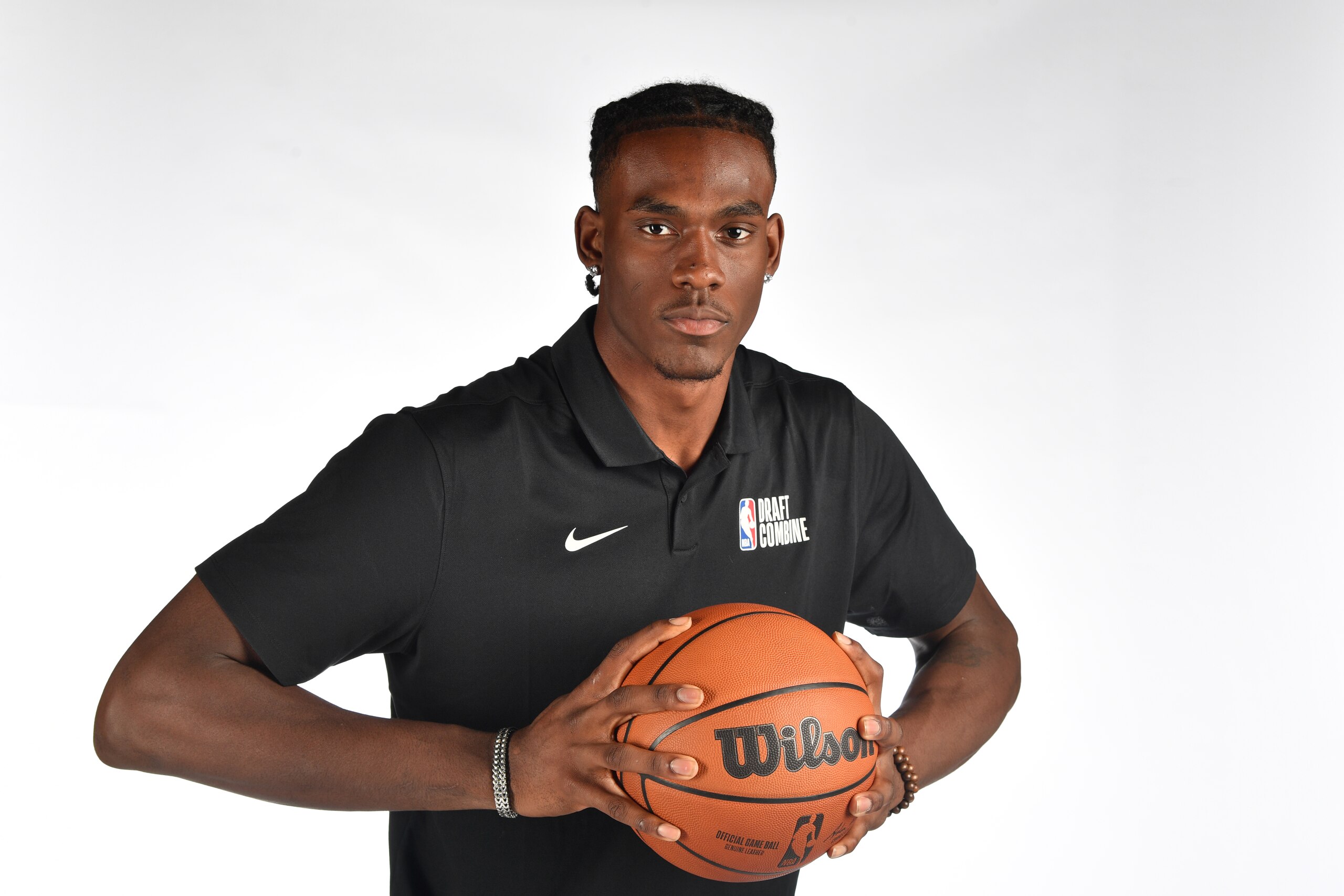 CHICAGO,IL - MAY 17: NBA Prospect, Jalen Duren poses for a portrait during the 2022 NBA Draft Combine Circuit on May 17, 2022 in Chicago, Illinois. NOTE TO USER: User expressly acknowledges and agrees that, by downloading and or using this photograph, User is consenting to the terms and conditions of the Getty Images License Agreement. Mandatory Copyright Notice: Copyright 2022 NBAE (Photo by Chris Schwegler/NBAE via Getty Images) CHICAGO,IL - MAY 17: NBA Prospect, Jalen Duren poses for a portrait during the 2022 NBA Draft Combine Circuit on May 17, 2022 in Chicago, Illinois. NOTE TO USER: User expressly acknowledges and agrees that, by downloading and or using this photograph, User is consenting to the terms and conditions of the Getty Images License Agreement. Mandatory Copyright Notice: Copyright 2022 NBAE (Photo by Chris Schwegler/NBAE via Getty Images)