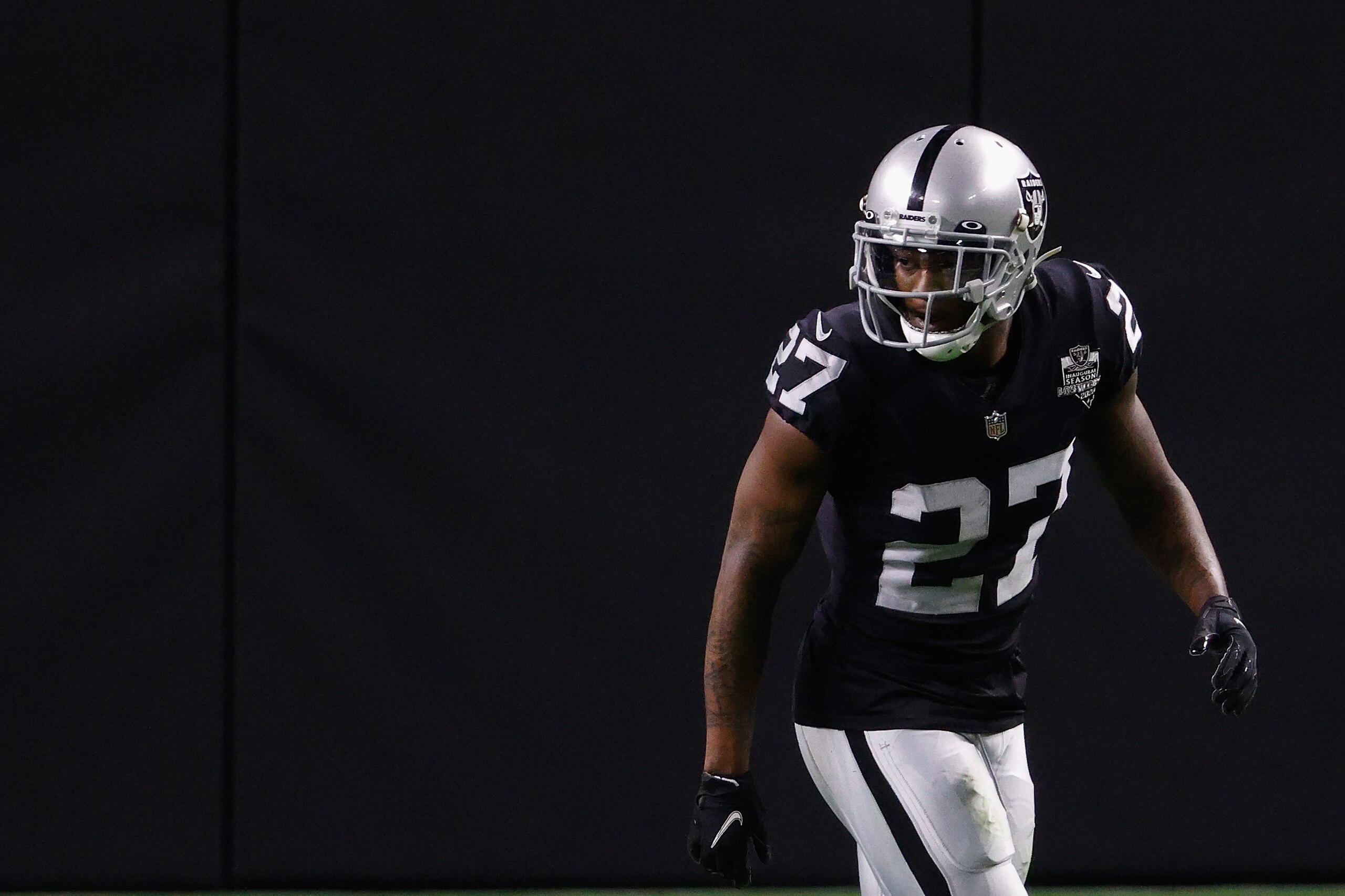 LAS VEGAS, NEVADA - DECEMBER 17: Cornerback Trayvon Mullen Jr. #27 of the Las Vegas Raiders during the NFL game against the Los Angeles Chargers at Allegiant Stadium on December 17, 2020 in Las Vegas, Nevada. The Chargers defeated the Raiders in overtime 30-27. (Photo by Christian Petersen/Getty Images) LAS VEGAS, NEVADA - DECEMBER 17: Cornerback Trayvon Mullen Jr. #27 of the Las Vegas Raiders during the NFL game against the Los Angeles Chargers at Allegiant Stadium on December 17, 2020 in Las Vegas, Nevada. The Chargers defeated the Raiders in overtime 30-27. (Photo by Christian Petersen/Getty Images)