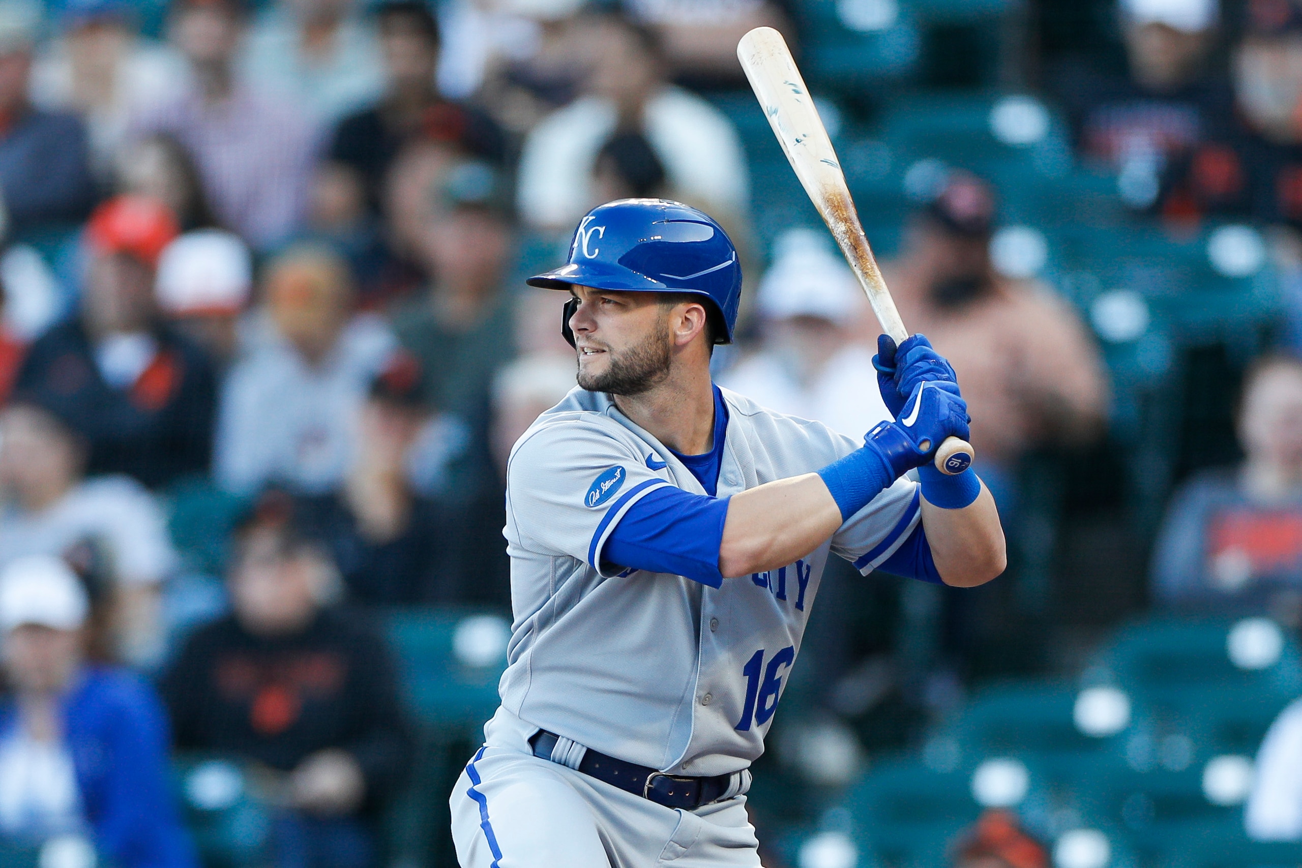 SAN FRANCISCO, CA - JUNE 14: Kansas City Royals left fielder Andrew Benintendi (16) waits for the pitch during a regular season game between the Kansas City Royals and San Francisco Giants on June 14, 2022, at Oracle Park in San Francisco, CA. (Photo by Brandon Sloter/Icon Sportswire via Getty Images)