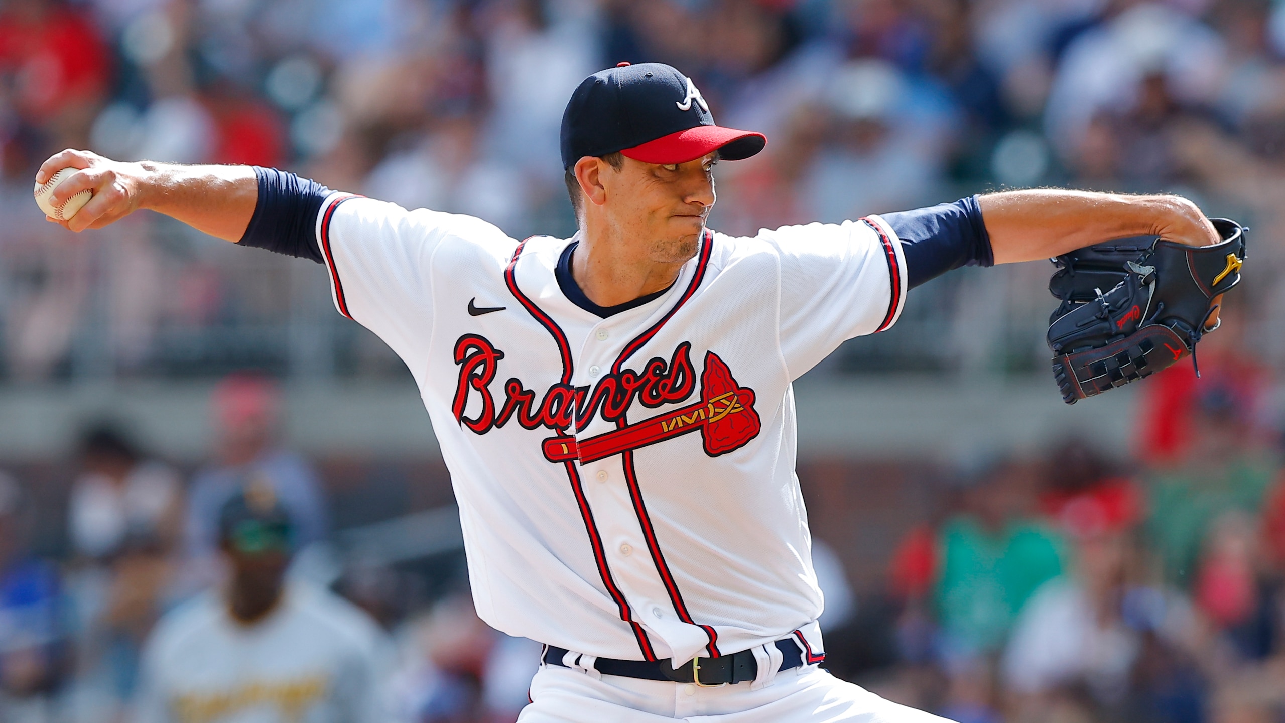 ATLANTA, GA - JUNE 11: Charlie Morton #50 of the Atlanta Braves pitches during the fourth inning against the Pittsburgh Pirates at Truist Park on June 11, 2022 in Atlanta, Georgia. (Photo by Todd Kirkland/Getty Images)