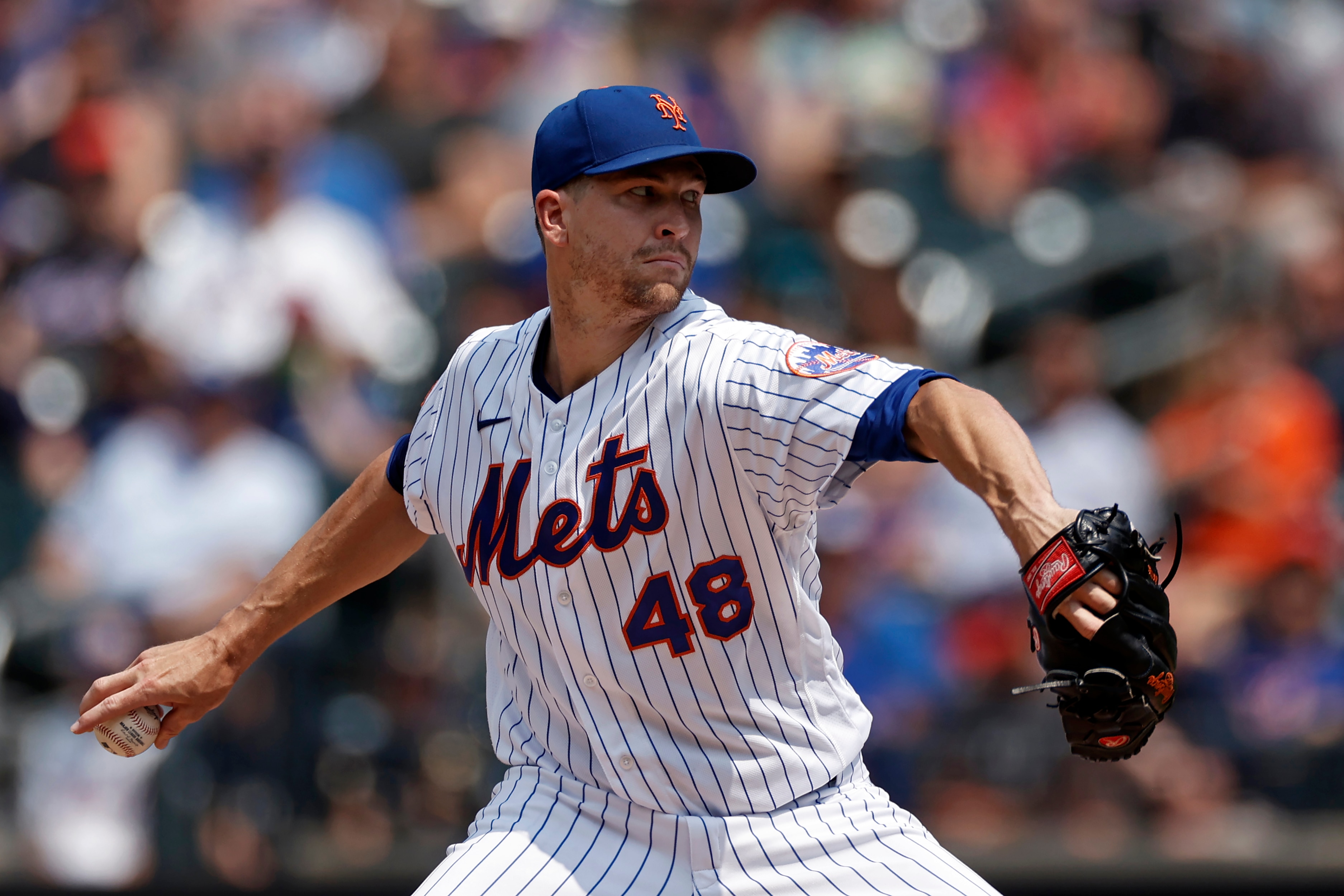 NEW YORK, NY - JULY 7: Jacob deGrom #48 of the New York Mets pitches in the second inning against the Milwaukee Brewers during game one of a doubleheader at Citi Field on July 7, 2021 in the Flushing neighborhood of the Queens borough of New York City. The Mets won 4-3. (Photo by Adam Hunger/Getty Images)