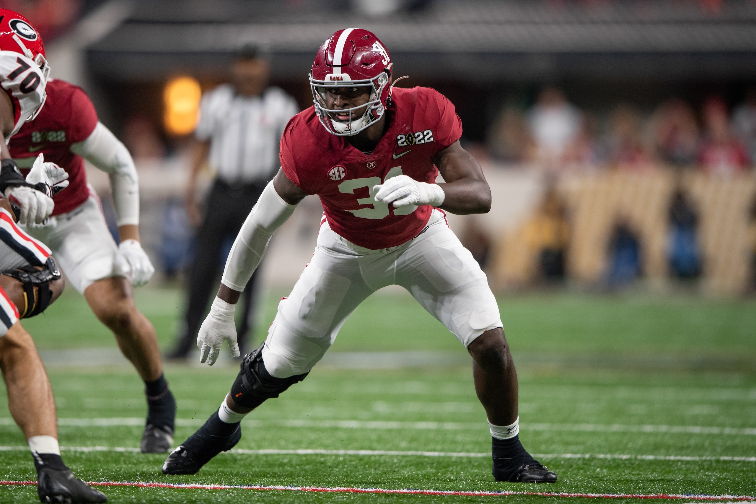 INDIANAPOLIS, IN - JANUARY 10: Alabama Crimson Tide LB Will Anderson Jr. (31) lines up on defense during the Alabama Crimson Tide versus the Georgia Bulldogs in the College Football Playoff National Championship, on January 10, 2022, at Lucas Oil Stadium in Indianapolis, IN. (Photo by Zach Bolinger/Icon Sportswire via Getty Images) INDIANAPOLIS, IN - JANUARY 10: Alabama Crimson Tide LB Will Anderson Jr. (31) lines up on defense during the Alabama Crimson Tide versus the Georgia Bulldogs in the College Football Playoff National Championship, on January 10, 2022, at Lucas Oil Stadium in Indianapolis, IN. (Photo by Zach Bolinger/Icon Sportswire via Getty Images)