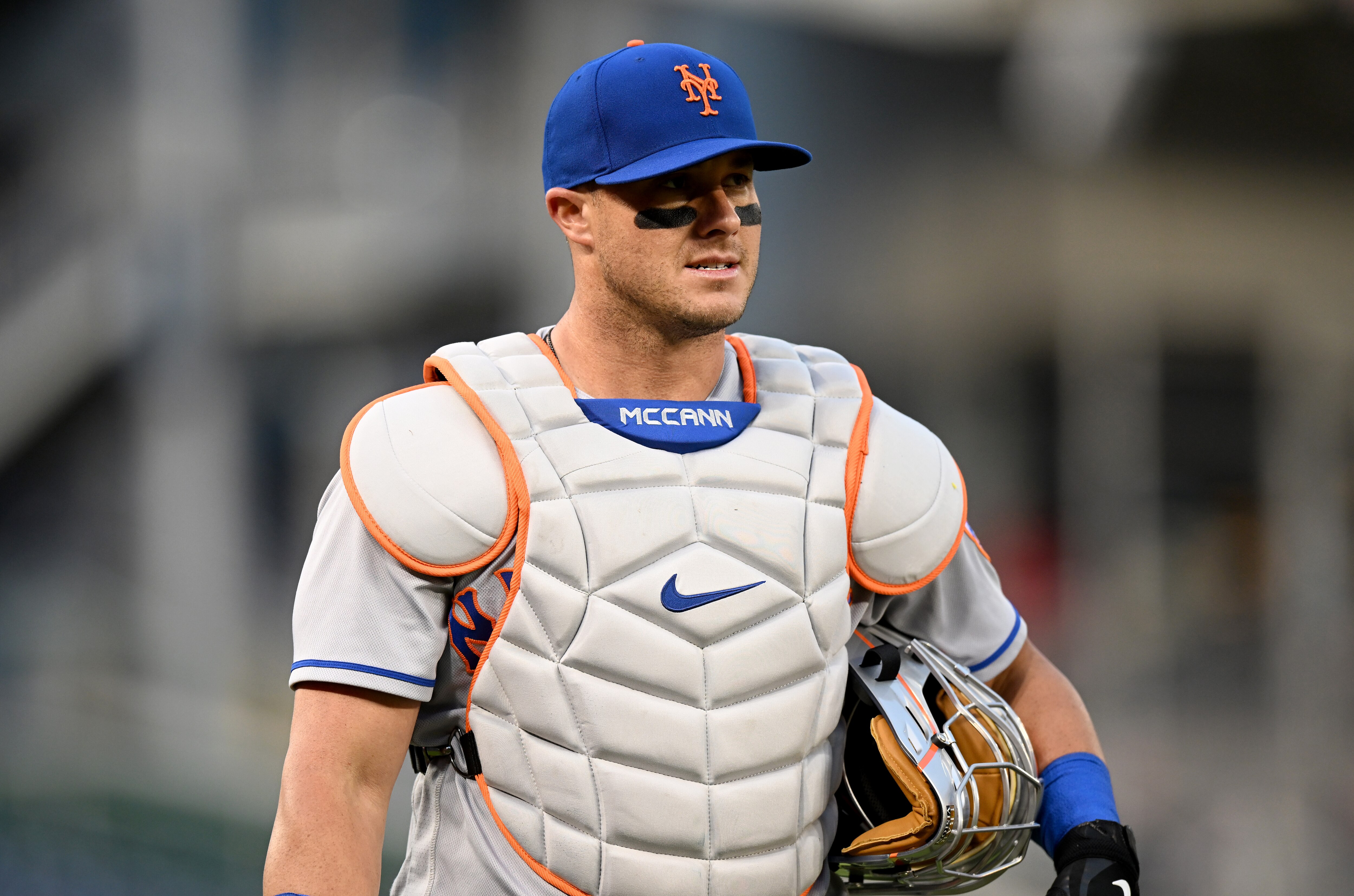WASHINGTON, DC - APRIL 09: James McCann #33 of the New York Mets walks across the field before the game against the Washington Nationals at Nationals Park on April 09, 2022 in Washington, DC. (Photo by Greg Fiume/Getty Images)