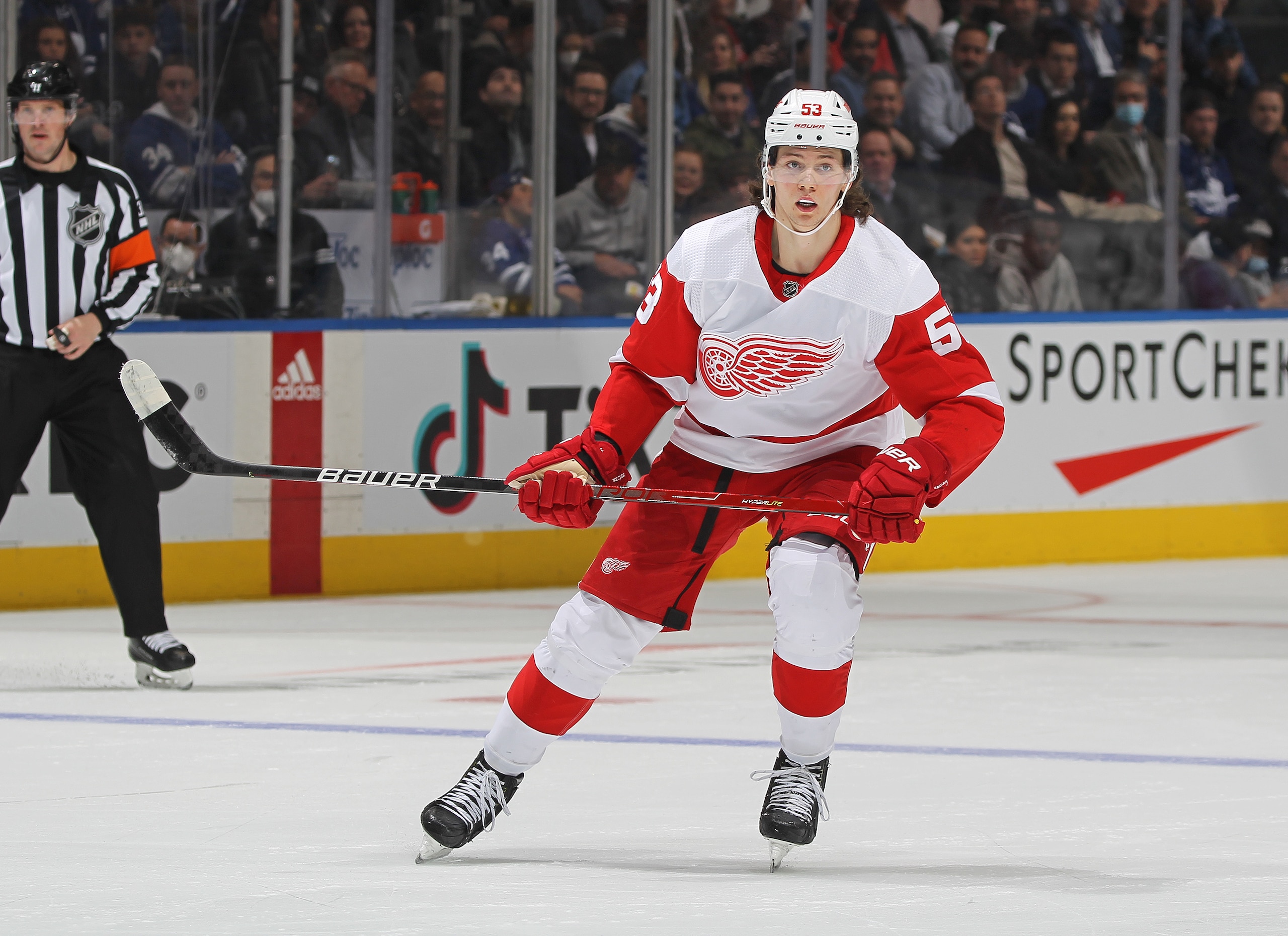 TORONTO, ON - APRIL 26:  Moritz Seider #53 of the Detroit Red Wings skates against the Toronto Maple Leafs during an NHL game at Scotiabank Arena on April 26, 2022 in Toronto, Ontario, Canada. The Maple Leafs defeated the Red Wings 3-0. (Photo by Claus Andersen/Getty Images)
