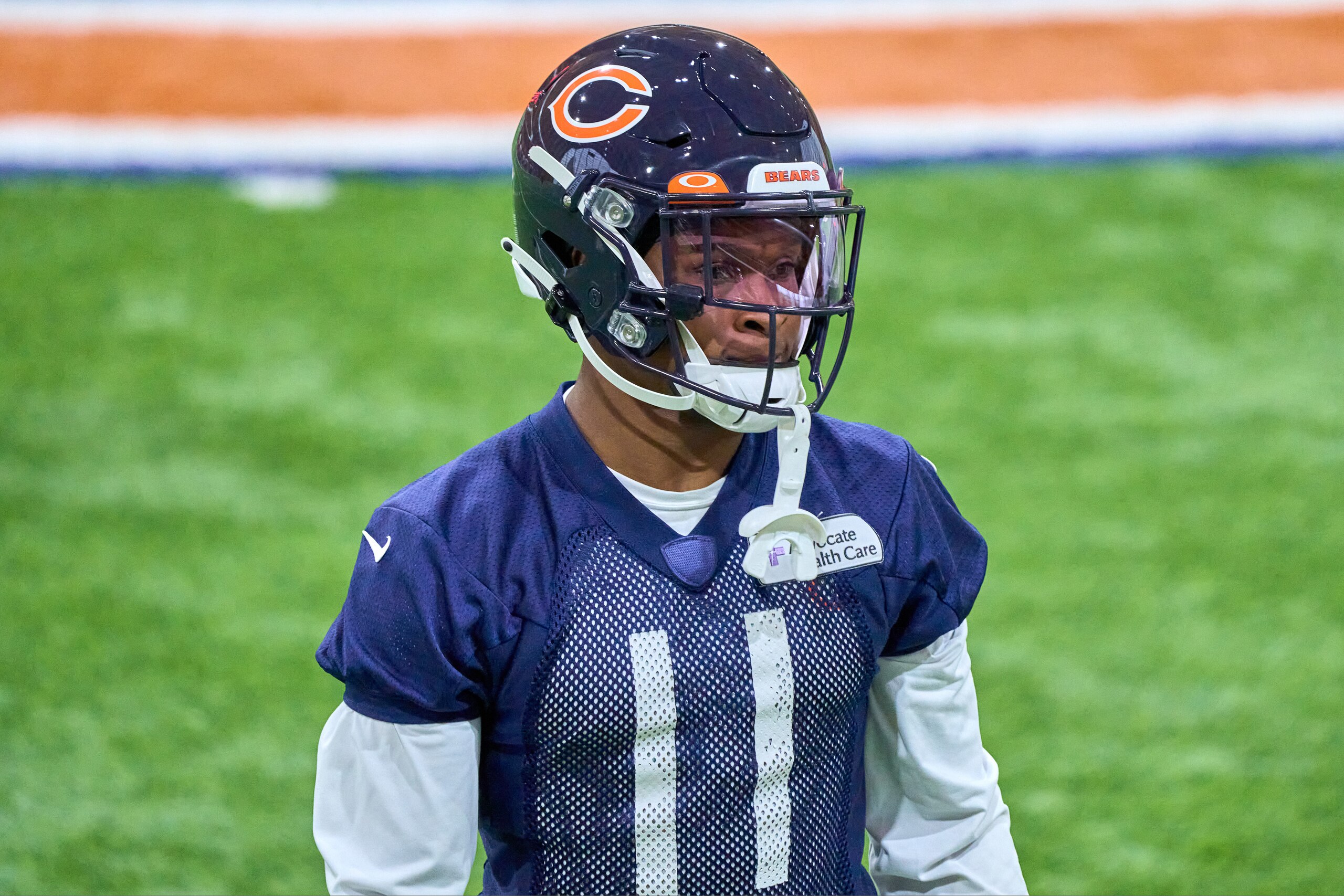 LAKE FOREST, IL - JUNE 08: Chicago Bears wide receiver Darnell Mooney (11) looks on during the the Chicago Bears OTA Offseason Workouts on June 08, 2022 at Halas Hall in Lake Forest, IL. (Photo by Robin Alam/Icon Sportswire via Getty Images)