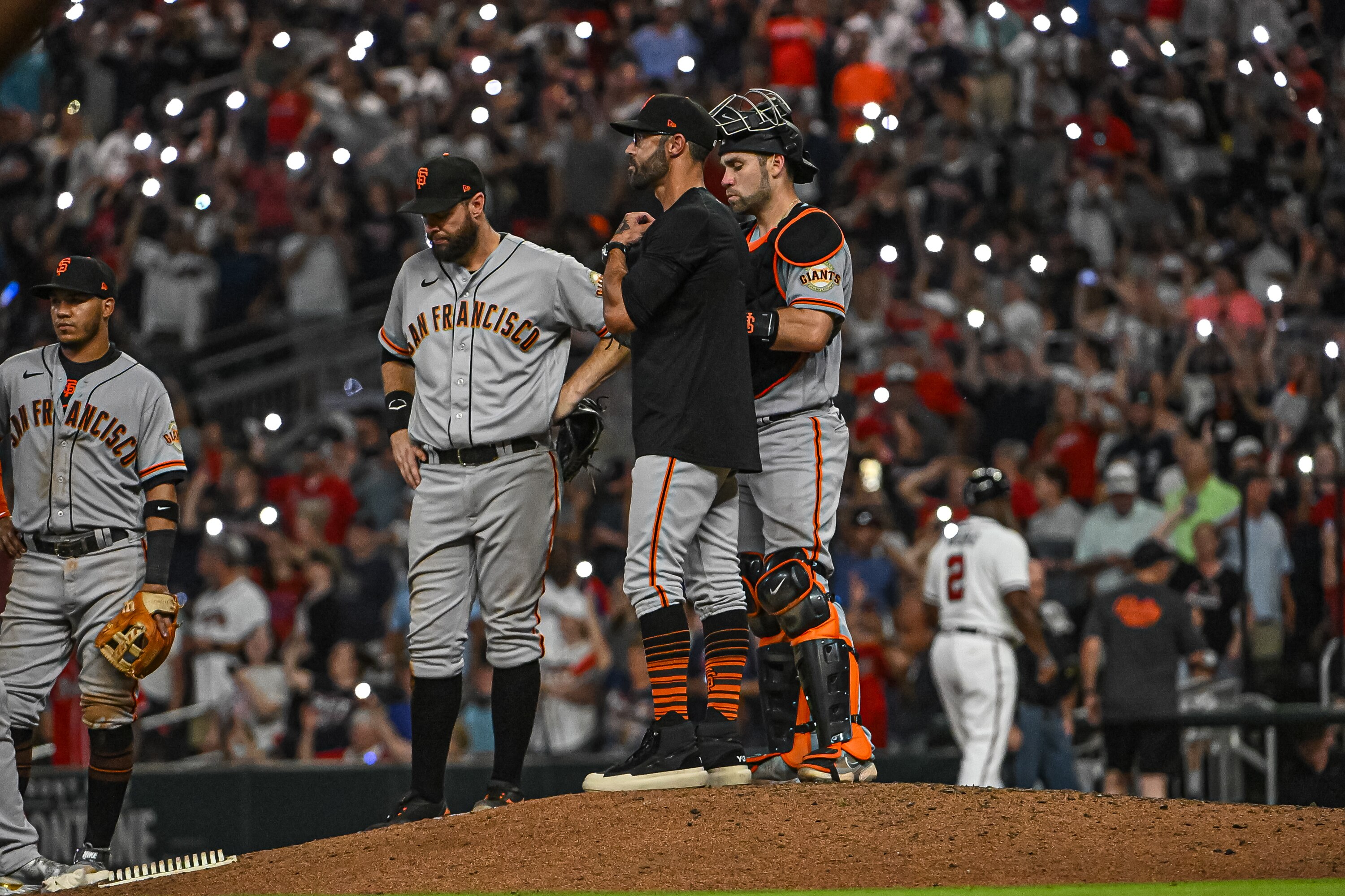 ATLANTA, GA - JUNE 22: San Francisco Giants manager Gabe Kapler (19) makes a mound visit in the ninth inning of the MLB game between the San Francisco Giants and Atlanta Braves on June 22, 2022, at Truist Park in Atlanta, GA. (Photo by John Adams/Icon Sportswire via Getty Images)