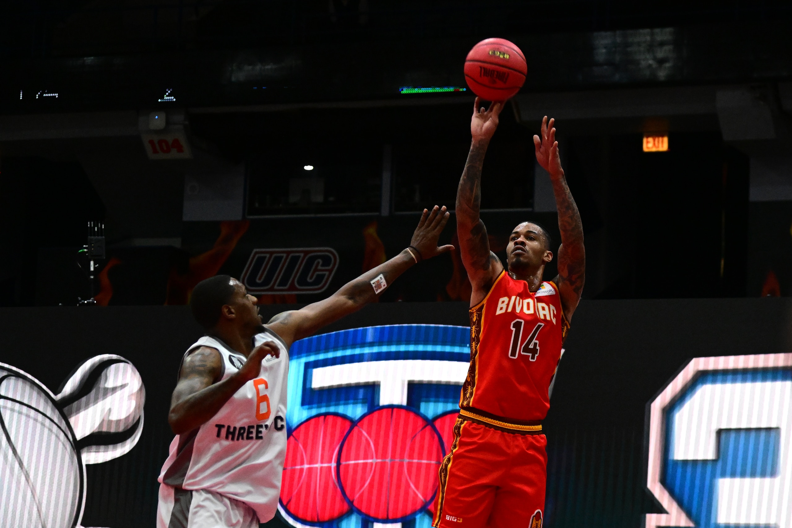 CHICAGO, ILLINOIS - JUNE 18: Gerald Green #14 of Bivouac attempts a shot against Mario Chalmers #15 of 3's Company during Week One at Credit Union 1 Arena on June 18, 2022 in Chicago, Illinois. (Photo by Quinn Harris/Getty Images for BIG3)