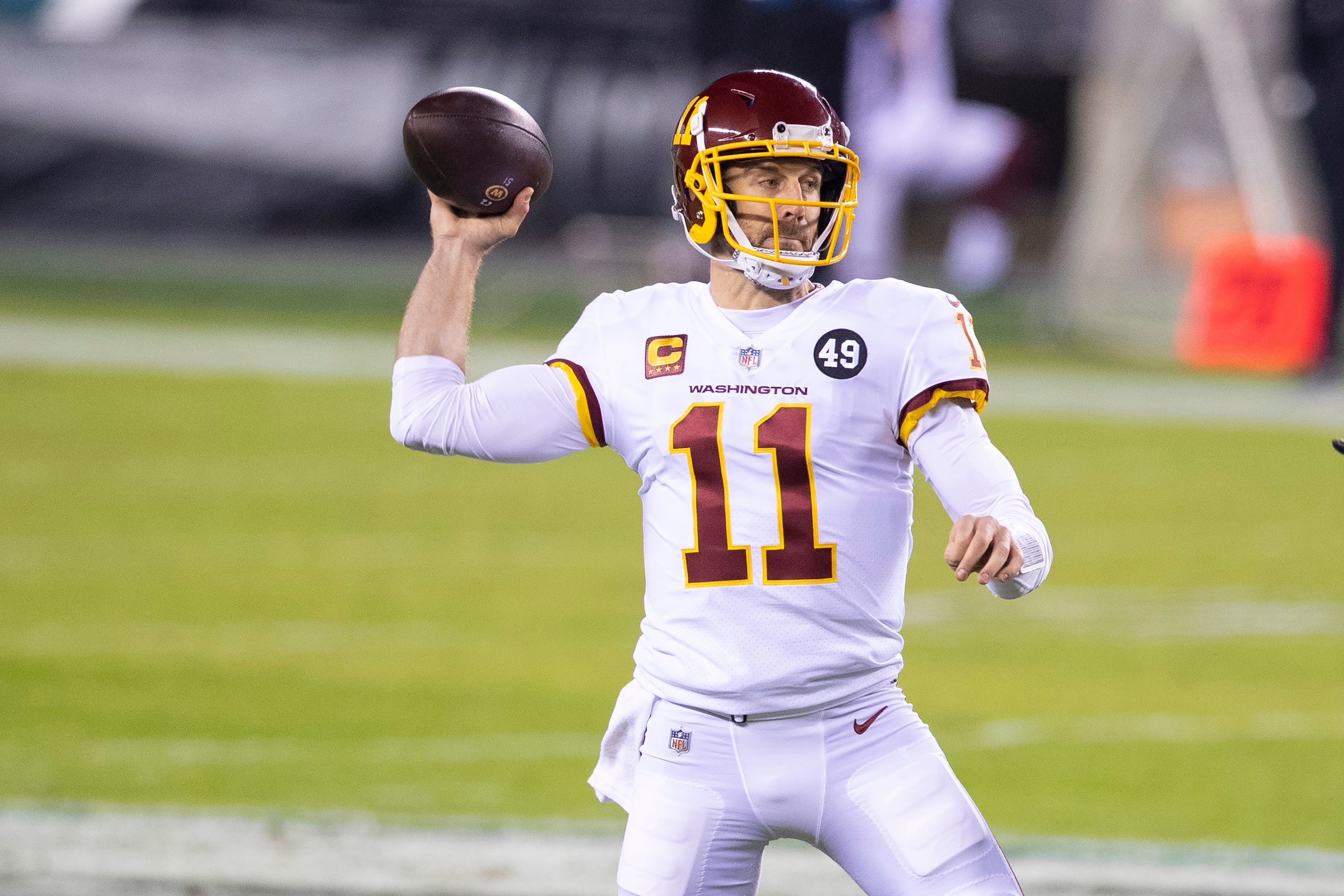 PHILADELPHIA, PA - JANUARY 03: Alex Smith #11 of the Washington Football Team passes the ball against the Philadelphia Eagles at Lincoln Financial Field on January 3, 2021 in Philadelphia, Pennsylvania. (Photo by Mitchell Leff/Getty Images)