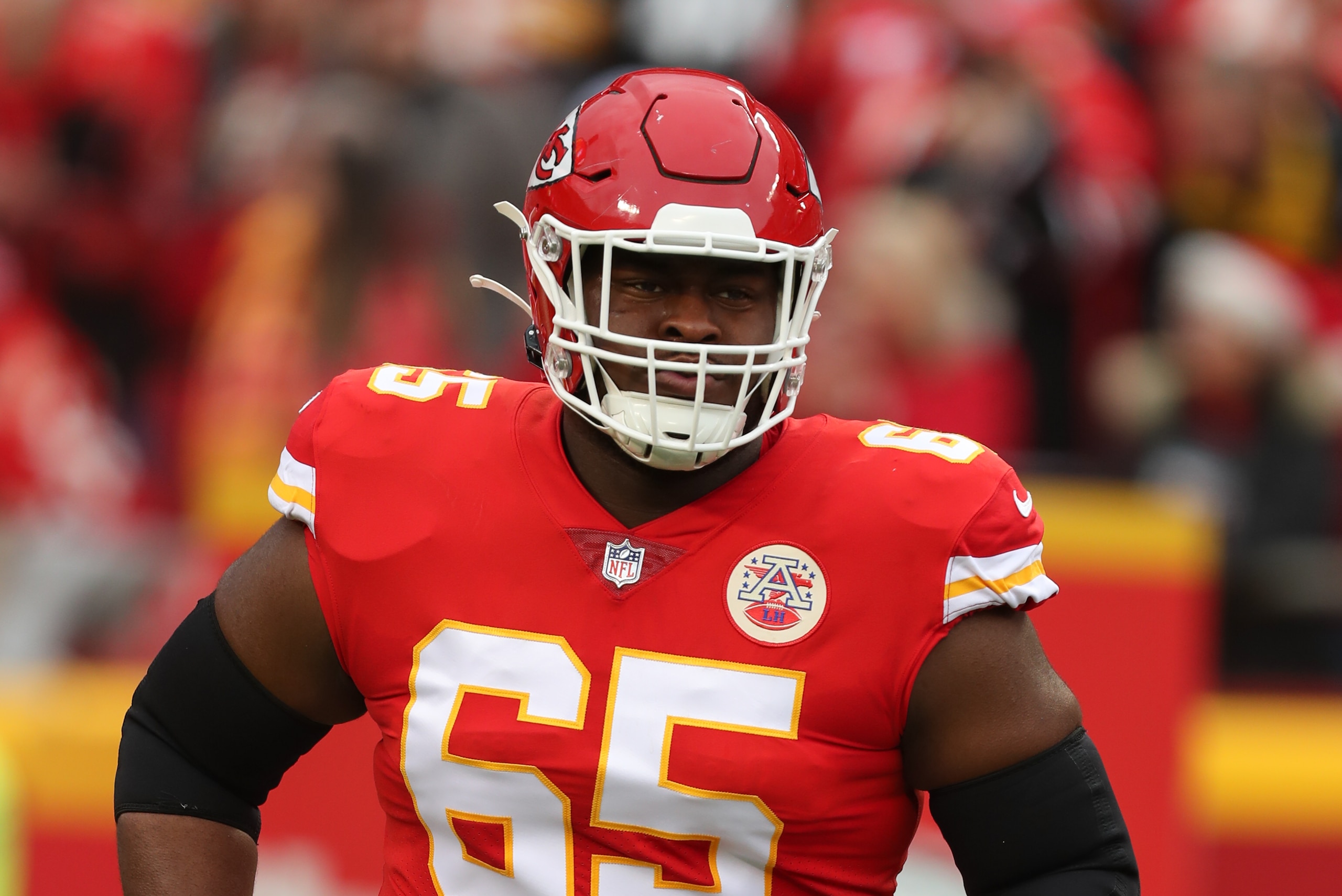 KANSAS CITY, MO - DECEMBER 26: Kansas City Chiefs guard Trey Smith (65) runs onto the field before an NFL game between the Pittsburgh Steelers and Kansas City Chiefs on Dec 26, 2021 at GEHA Field at Arrowhead Stadium in Kansas City, MO. (Photo by Scott Winters/Icon Sportswire via Getty Images) KANSAS CITY, MO - DECEMBER 26: Kansas City Chiefs guard Trey Smith (65) runs onto the field before an NFL game between the Pittsburgh Steelers and Kansas City Chiefs on Dec 26, 2021 at GEHA Field at Arrowhead Stadium in Kansas City, MO. (Photo by Scott Winters/Icon Sportswire via Getty Images)