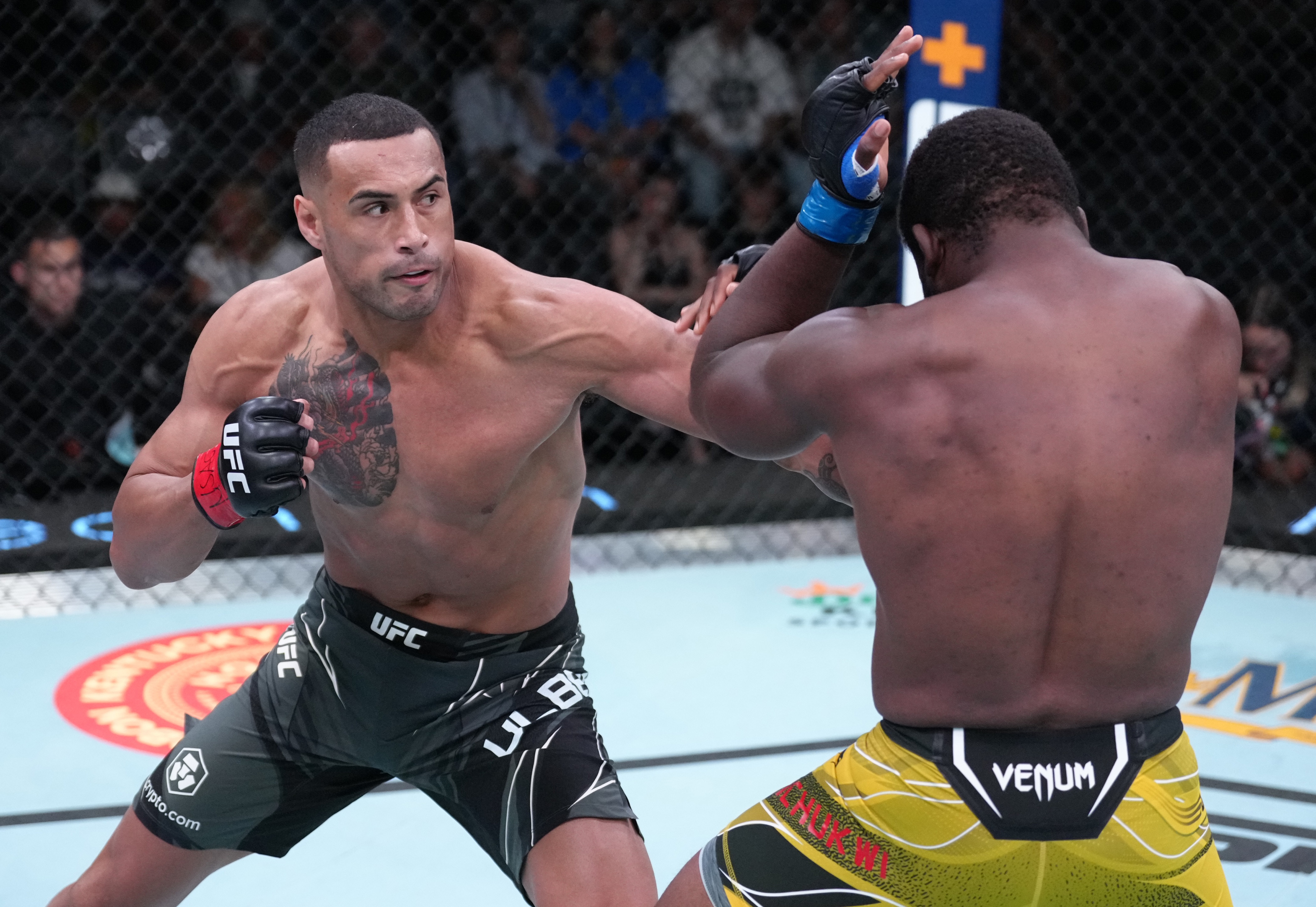 LAS VEGAS, NEVADA - JUNE 25: (L-R) Carlos Ulberg of New Zealand punches Tafon Nchukwi of Cameroon in a light heavyweight fight during the UFC Fight Night event at UFC APEX on June 25, 2022 in Las Vegas, Nevada. (Photo by Jeff Bottari/Zuffa LLC)