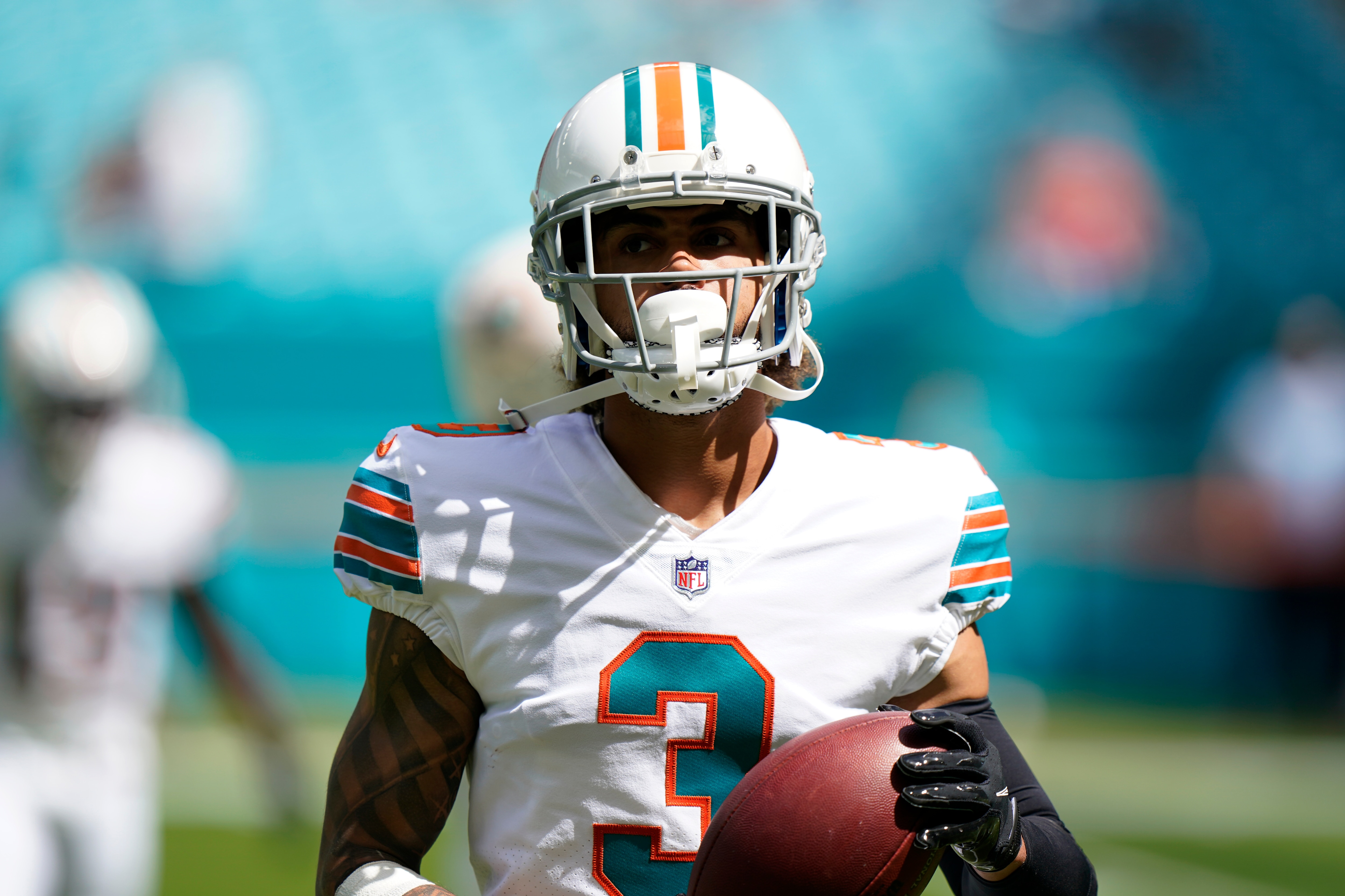 Miami Dolphins wide receiver Will Fuller V (3) warms up before an NFL football game against the Indianapolis Colts, Sunday, Oct. 3, 2021, in Miami Gardens, Fla. (AP Photo/WIlfredo Lee)