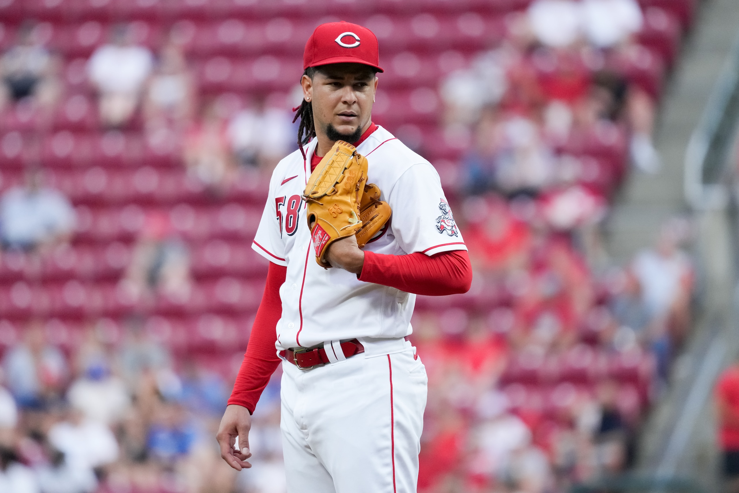CINCINNATI, OHIO - JUNE 22: Luis Castillo #58 of the Cincinnati Reds pitches in the fifth inning against the Los Angeles Dodgers at Great American Ball Park on June 22, 2022 in Cincinnati, Ohio. (Photo by Dylan Buell/Getty Images)