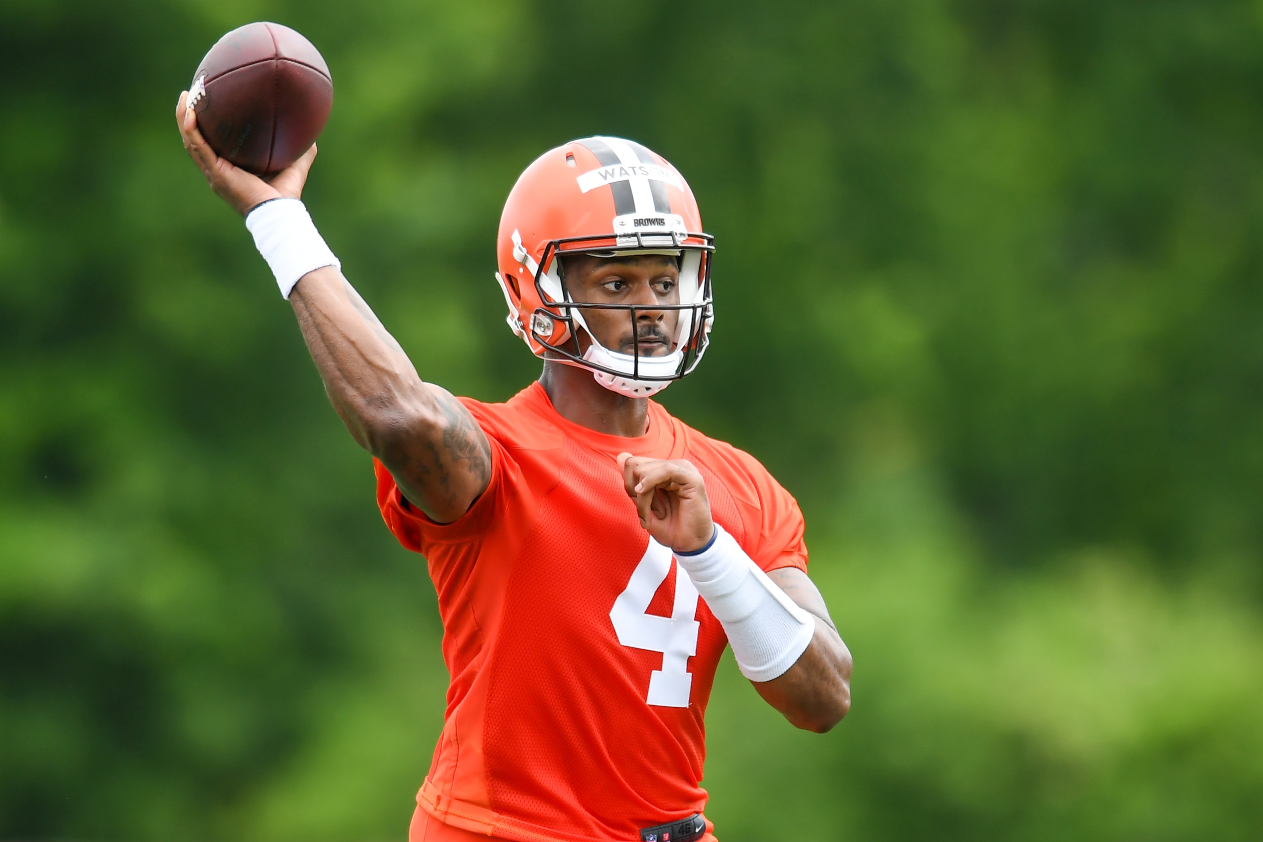 BEREA, OH - JUNE 14: Deshaun Watson #4 of the Cleveland Browns throws a pass during the Cleveland Browns mandatory minicamp at CrossCountry Mortgage Campus on June 14, 2022 in Berea, Ohio. (Photo by Nick Cammett/Diamond Images via Getty Images)