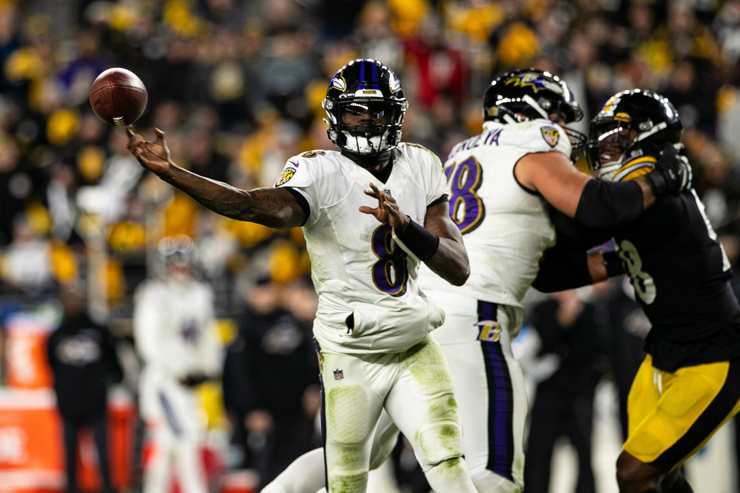 PITTSBURGH, PA - DECEMBER 05: Baltimore Ravens quarterback Lamar Jackson (8) throws a pass during the game against the Baltimore Ravens and the Pittsburgh Steelers on December 05, 2021 at Heinz Field in Pittsburgh, PA. (Photo by Mark Alberti/Icon Sportswire via Getty Images)