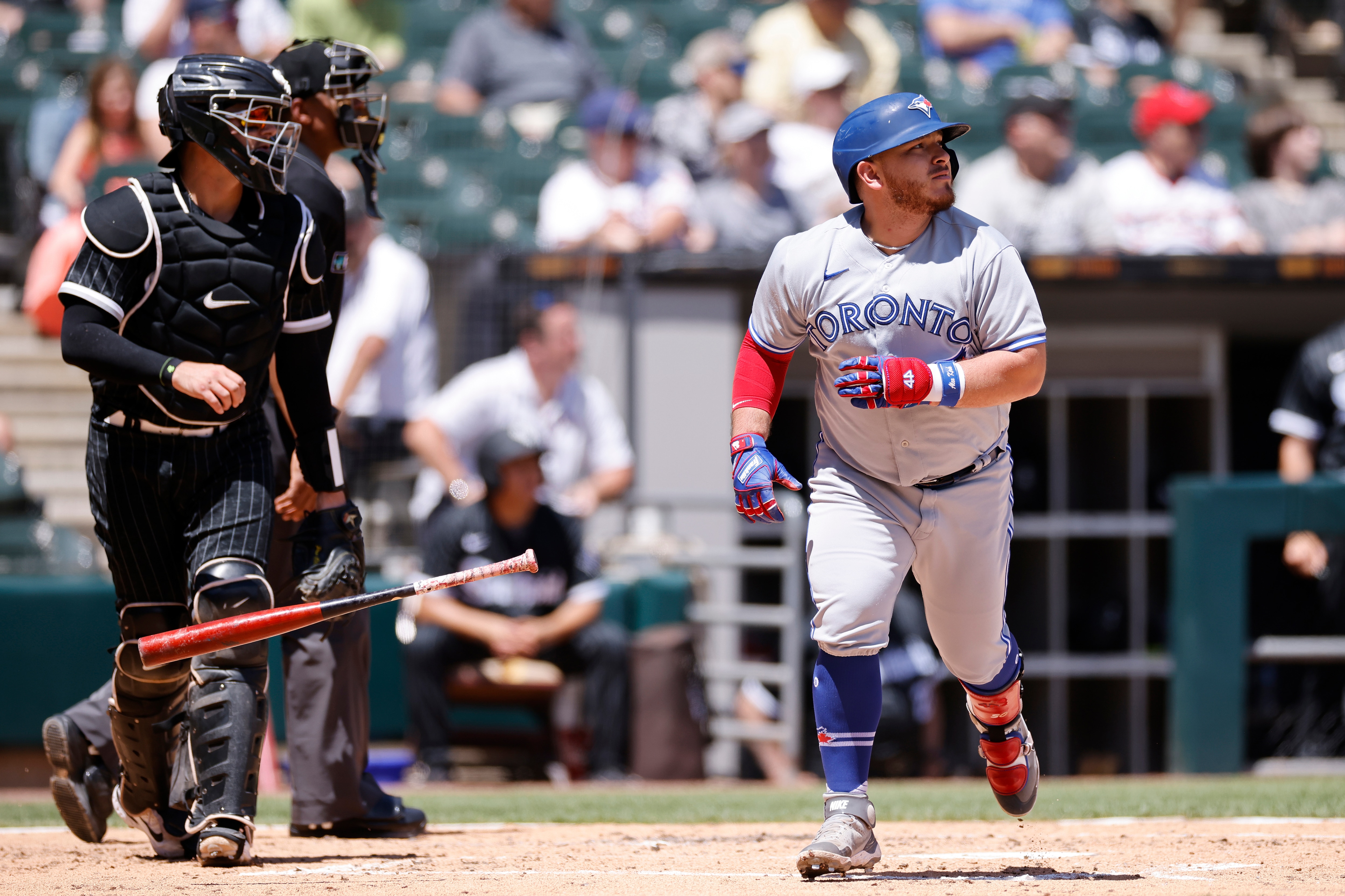 CHICAGO, IL - JUNE 22: Toronto Blue Jays designated hitter Alejandro Kirk (30) tosses his bat after hitting a solo home run to center field in the third inning of an MLB game against the Chicago White Sox on June 22, 2022 at Guaranteed Rate Field in Chicago, Illinois. (Photo by Joe Robbins/Icon Sportswire via Getty Images)