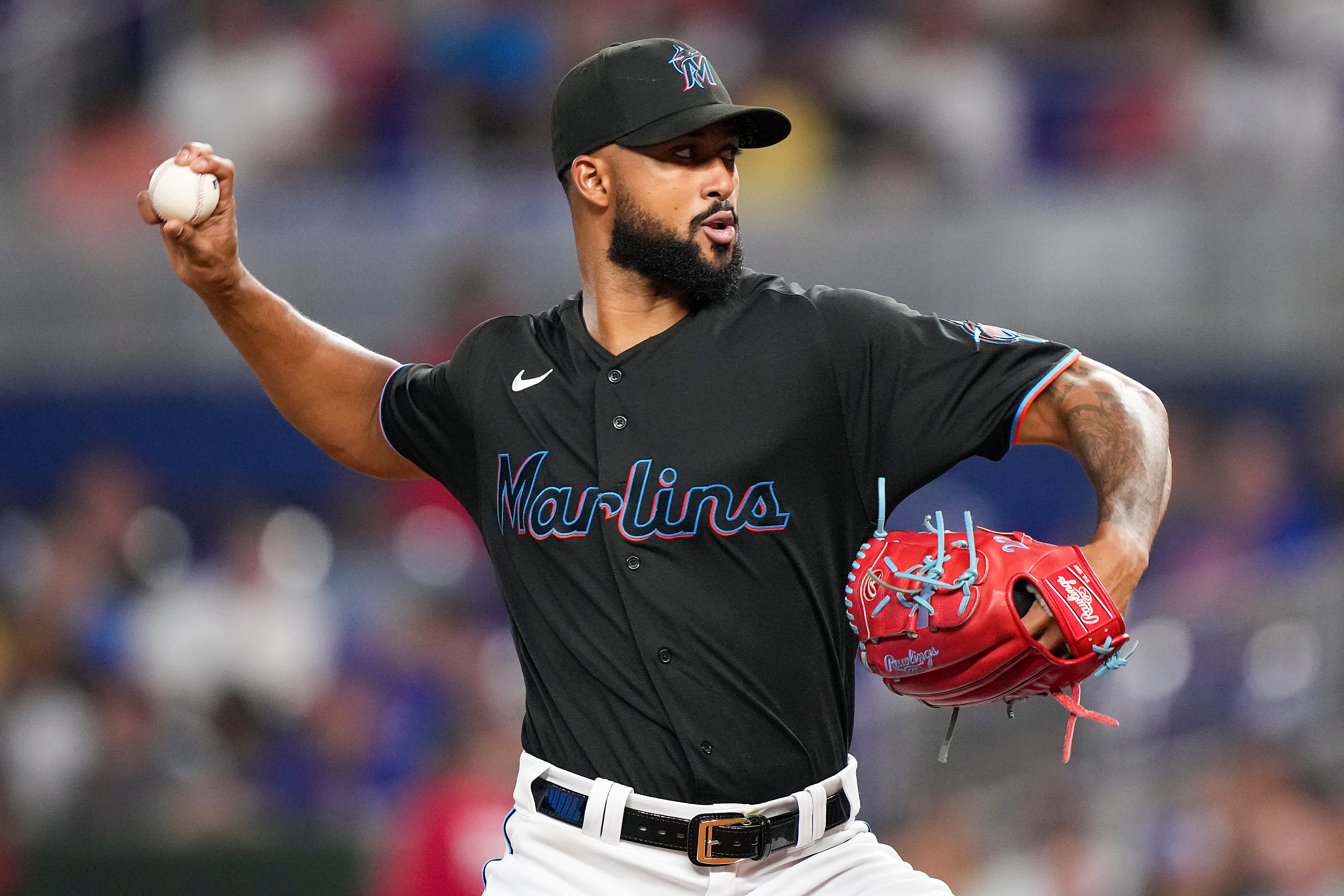 MIAMI, FLORIDA - JUNE 24: Sandy Alcantara #22 of the Miami Marlins throws a pitch during the third inning against the New York Mets at loanDepot park on June 24, 2022 in Miami, Florida. (Photo by Eric Espada/Getty Images)