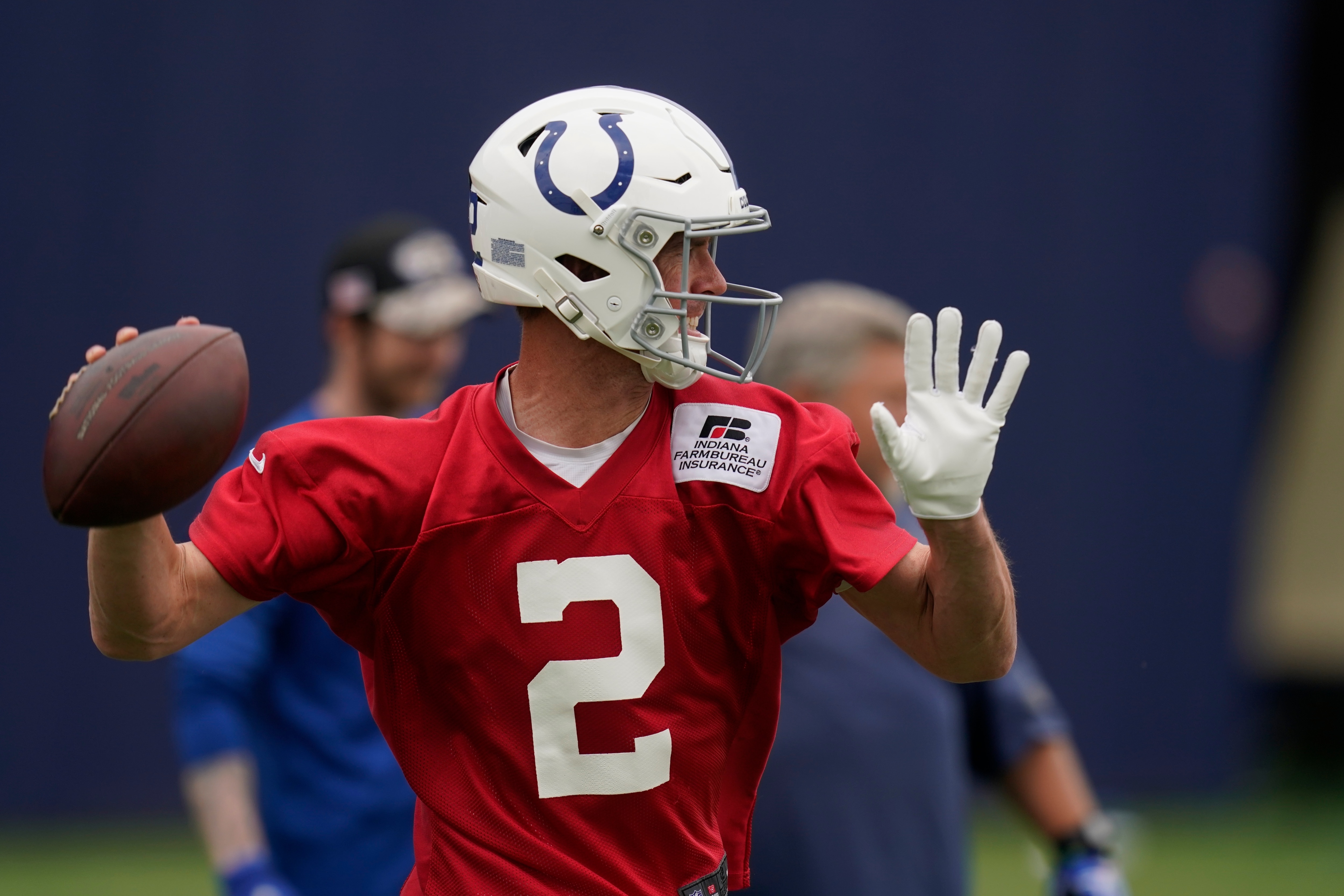 Indianapolis Colts quarterback Matt Ryan throws during a practice at the NFL football team's training facility, Wednesday, June 8, 2022, in Indianapolis. (AP Photo/Darron Cummings)