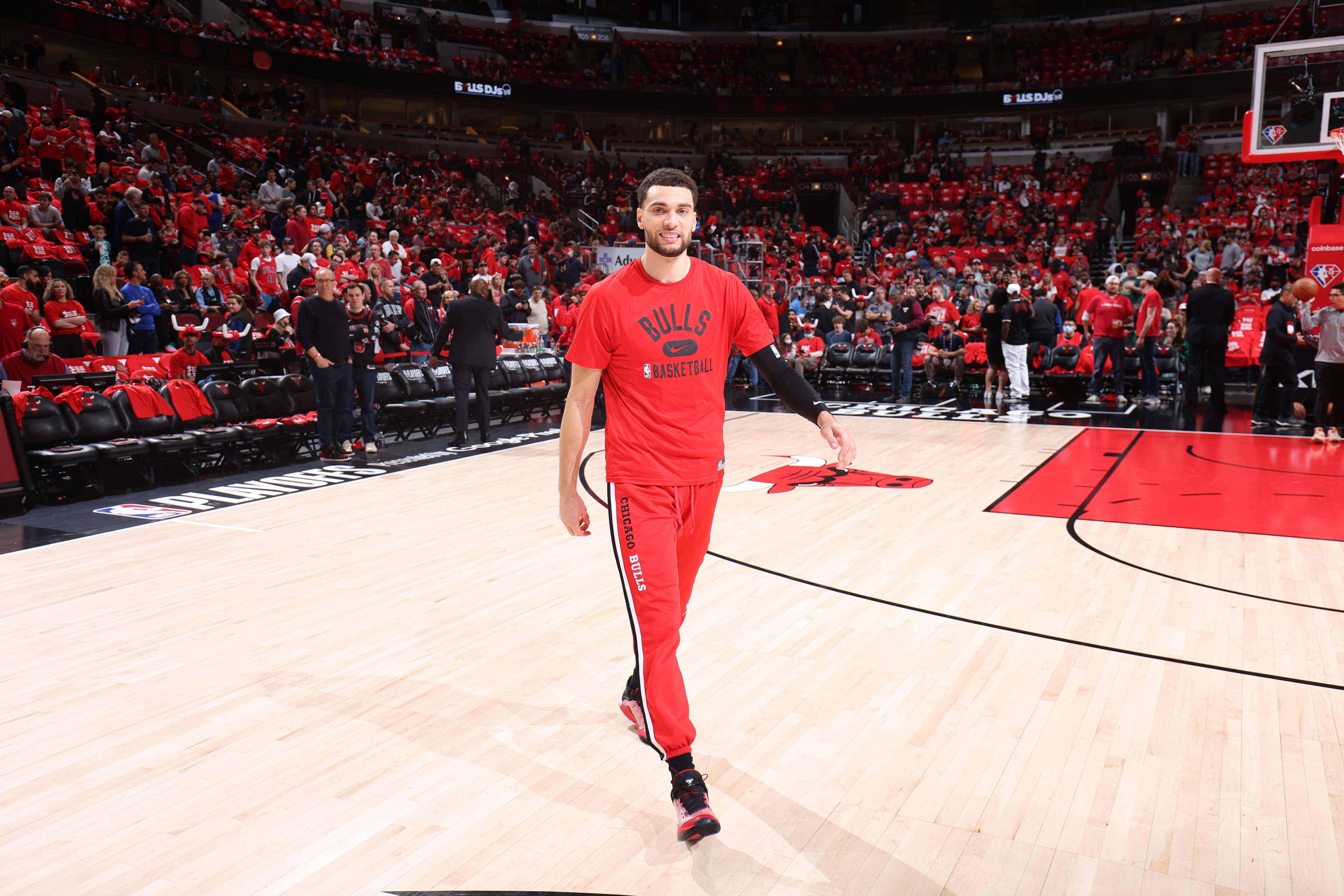 CHICAGO, IL - APRIL 24: Zach LaVine #8 of the Chicago Bulls smiles before the game against the Milwaukee Bucks during Round 1 Game 4 of the 2022 NBA Playoffs on April 24, 2022 at United Center in Chicago, Illinois. NOTE TO USER: User expressly acknowledges and agrees that, by downloading and or using this photograph, User is consenting to the terms and conditions of the Getty Images License Agreement. Mandatory Copyright Notice: Copyright 2022 NBAE (Photo by Jeff Haynes/NBAE via Getty Images)