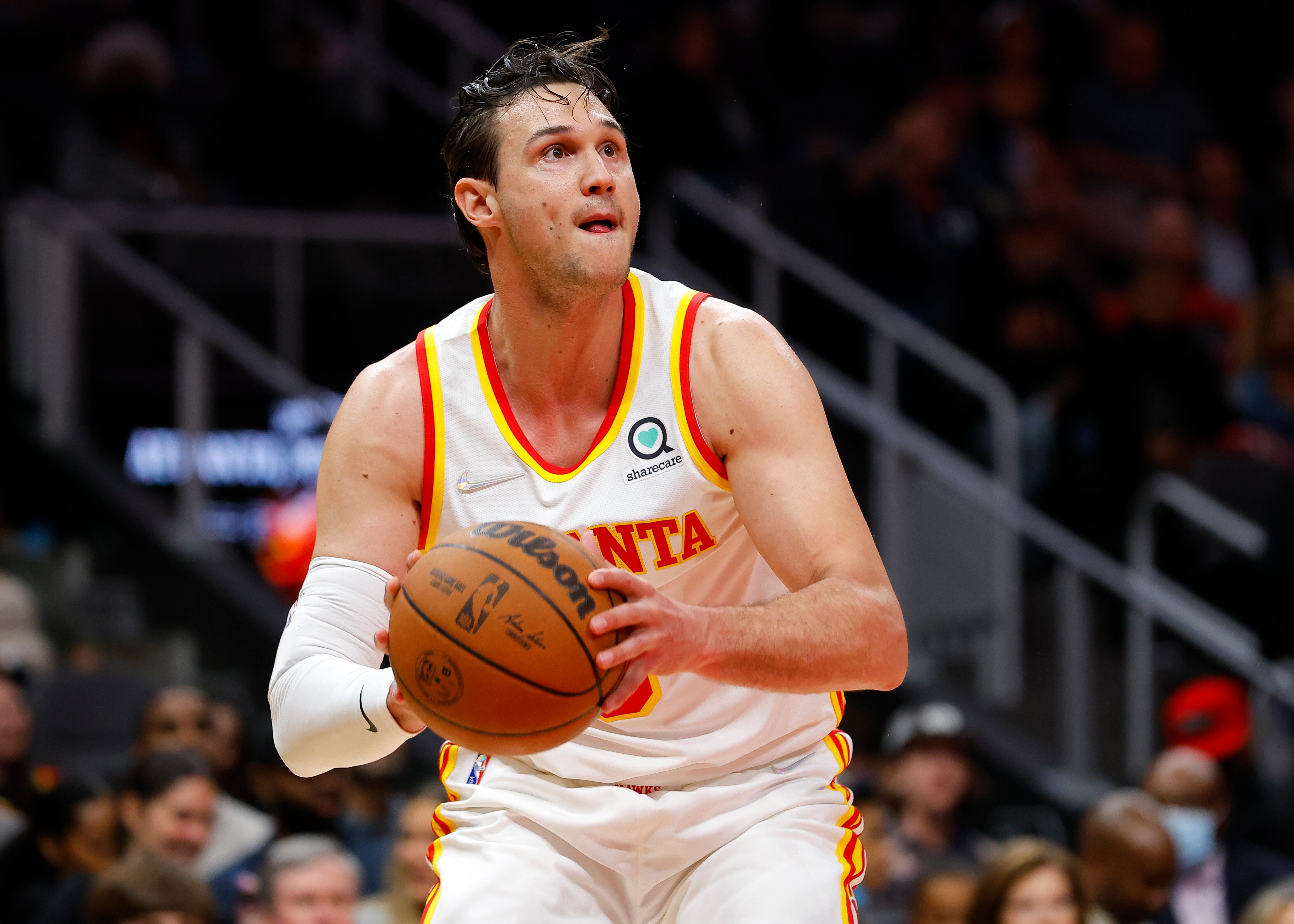 ATLANTA, GA - MARCH 31: Danilo Gallinari #8 of the Atlanta Hawks looks to shoot during the second half against the Cleveland Cavaliers at State Farm Arena on December 19, 2021 in Atlanta, Georgia. NOTE TO USER: User expressly acknowledges and agrees that, by downloading and or using this photograph, User is consenting to the terms and conditions of the Getty Images License Agreement. (Photo by Todd Kirkland/Getty Images)