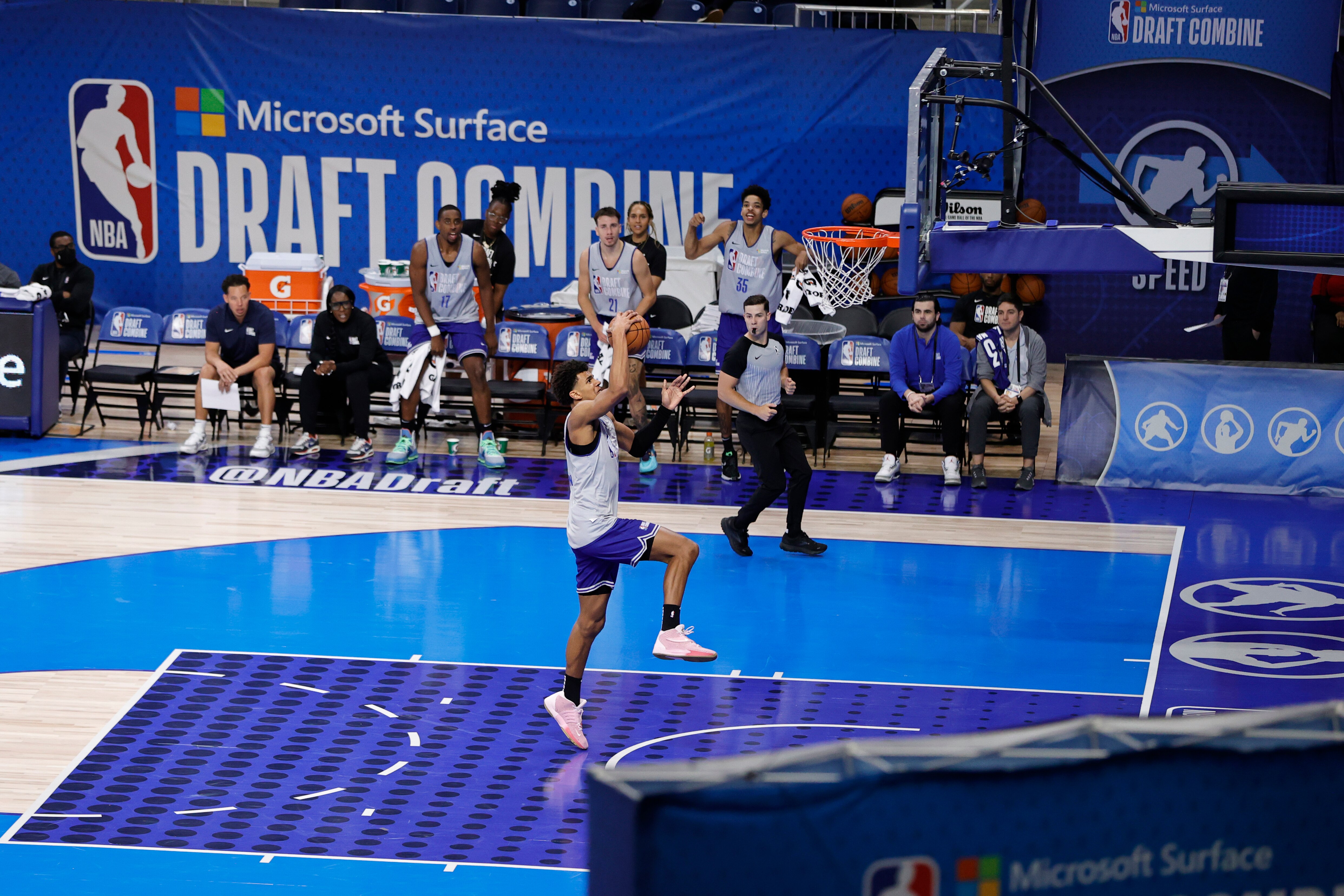 CHICAGO, IL - MAY 19: NBA Prospect, Dominick Barlow drives to the basket during the 2022 NBA Draft Combine on May 19, 2022 at the Wintrust Arena in Chicago, Illinois. NOTE TO USER: User expressly acknowledges and agrees that, by downloading and or using this photograph, user is consenting to the terms and conditions of the Getty Images License Agreement.  Mandatory Copyright Notice: Copyright 2022 NBAE (Photo by Kamil Krzaczynski/NBAE via Getty Images)