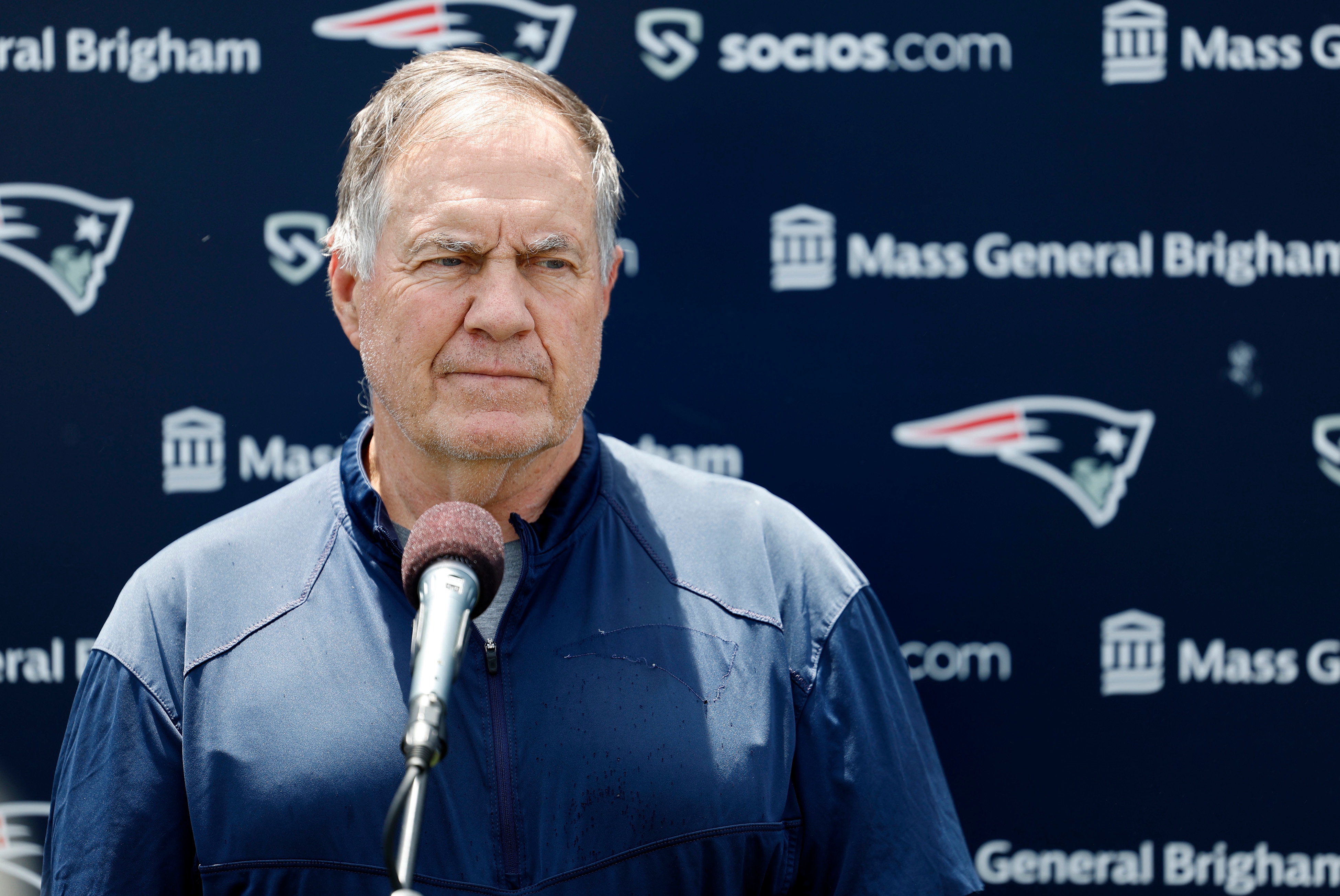 FOXBOROUGH, MA - JUNE 07: New England Patriots head coach Bill Belichick during Day 1 of New England Patriots minicamp on June 7, 2022 at the Patriots Training Facility at Gillette Stadium in Foxborough, Massachusetts. (Photo by Fred Kfoury III/Icon Sportswire via Getty Images)