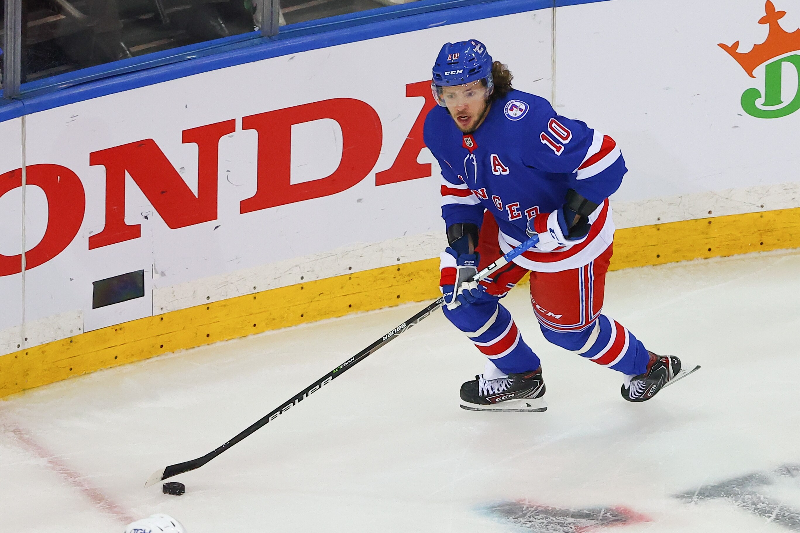NEW YORK, NY - JUNE 09:  New York Rangers left wing Artemi Panarin (10) controls the puck during the first period of Game 5 of the Eastern Conference Finals between the New York Rangers and the Tampa Bay Lightning on June 9, 2022 at Madison Square Garden in New York City, New York.  (Photo by Rich Graessle/Icon Sportswire via Getty Images)