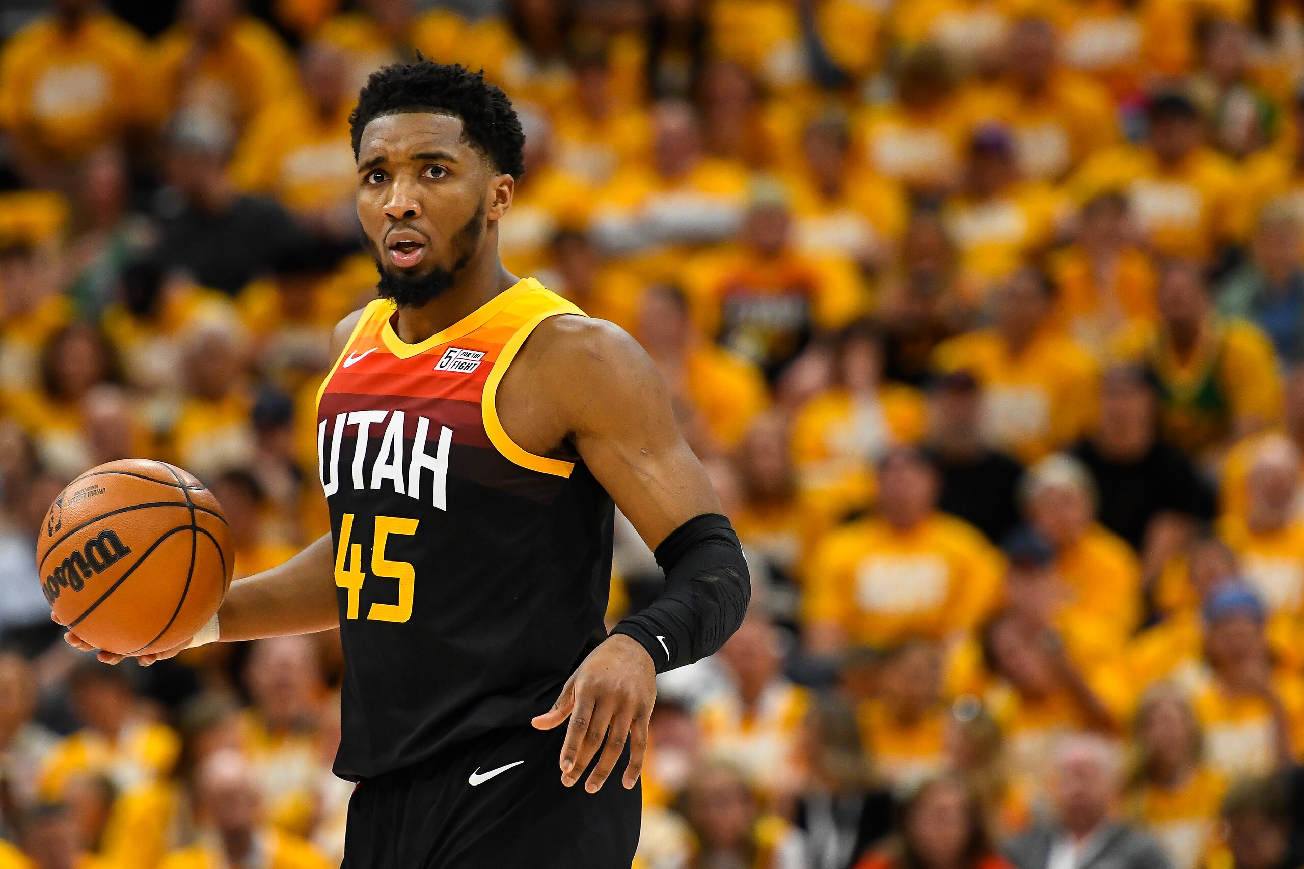 SALT LAKE CITY, UTAH - APRIL 21: Donovan Mitchell #45 of the Utah Jazz in action during the second half of Game Three of the Western Conference First Round Playoffs against the Dallas Mavericks at Vivint Smart Home Arena on April 21, 2022 in Salt Lake City, Utah. NOTE TO USER: User expressly acknowledges and agrees that, by downloading and/or using this Photograph, user is consenting to the terms and conditions of the Getty Images License Agreement. (Photo by Alex Goodlett/Getty Images) SALT LAKE CITY, UTAH - APRIL 21: Donovan Mitchell #45 of the Utah Jazz in action during the second half of Game Three of the Western Conference First Round Playoffs against the Dallas Mavericks at Vivint Smart Home Arena on April 21, 2022 in Salt Lake City, Utah. NOTE TO USER: User expressly acknowledges and agrees that, by downloading and/or using this Photograph, user is consenting to the terms and conditions of the Getty Images License Agreement. (Photo by Alex Goodlett/Getty Images)