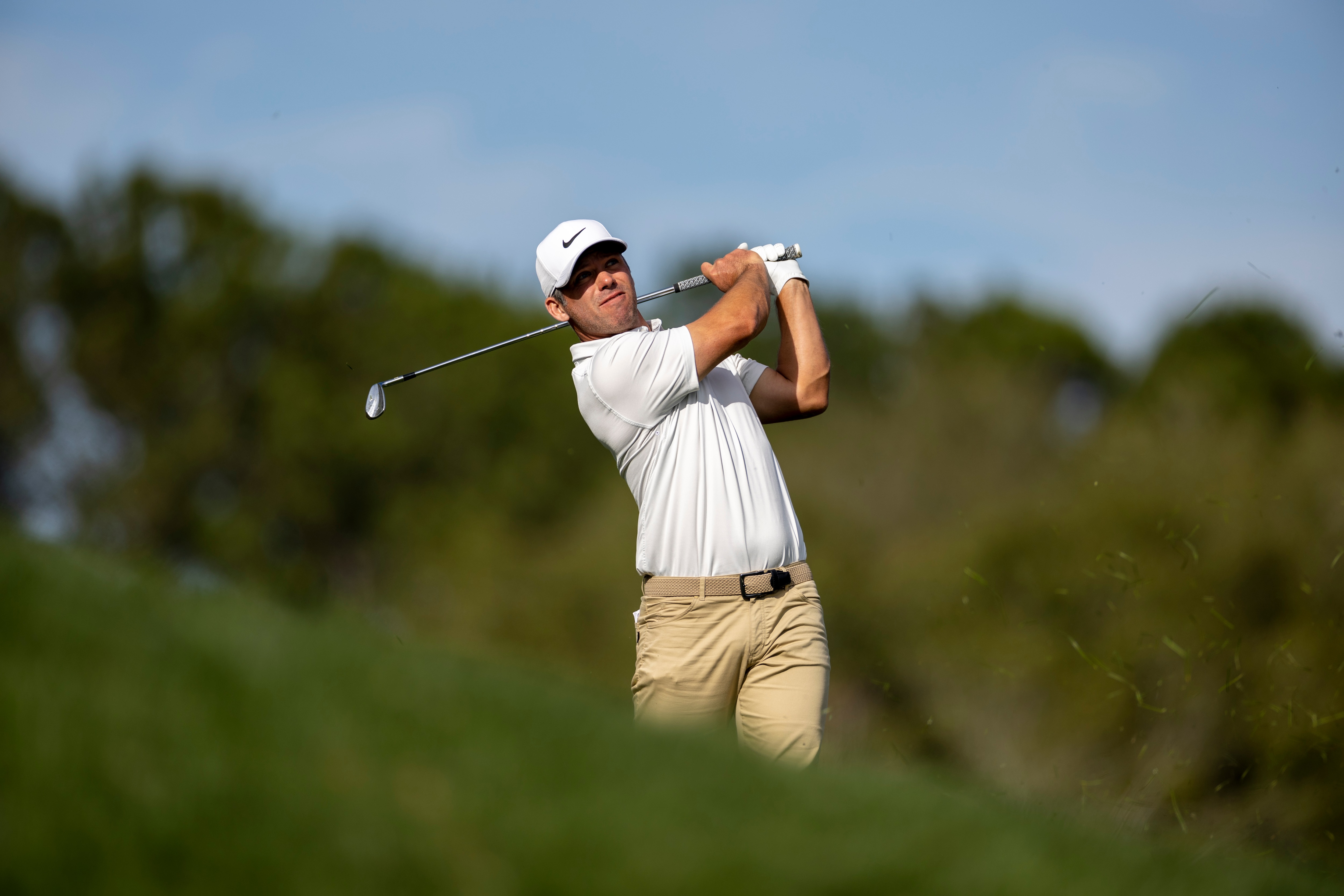 PONTE VEDRA BEACH, FL - MARCH 14: Paul Casey of England plays a shot on the 14th hole during the final round of THE PLAYERS Championship on March 14, 2022 at TPC Sawgrass in Ponte Vedra Beach, Fl. (Photo by David Rosenblum/Icon Sportswire via Getty Images)