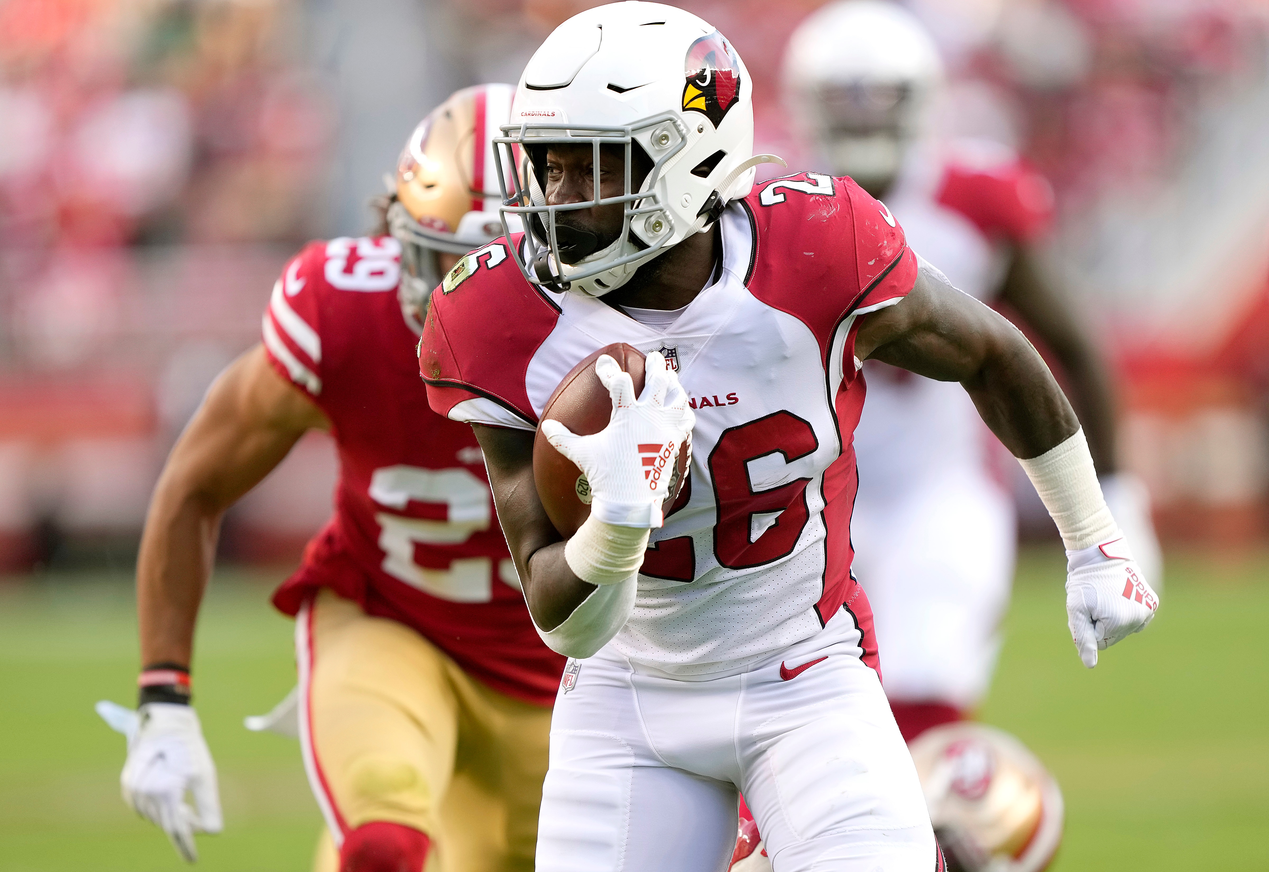 SANTA CLARA, CALIFORNIA - NOVEMBER 07: Eno Benjamin #26 of the Arizona Cardinals runs the ball for a touchdown during the third quarter against the San Francisco 49ers at Levi's Stadium on November 07, 2021 in Santa Clara, California. (Photo by Thearon W. Henderson/Getty Images