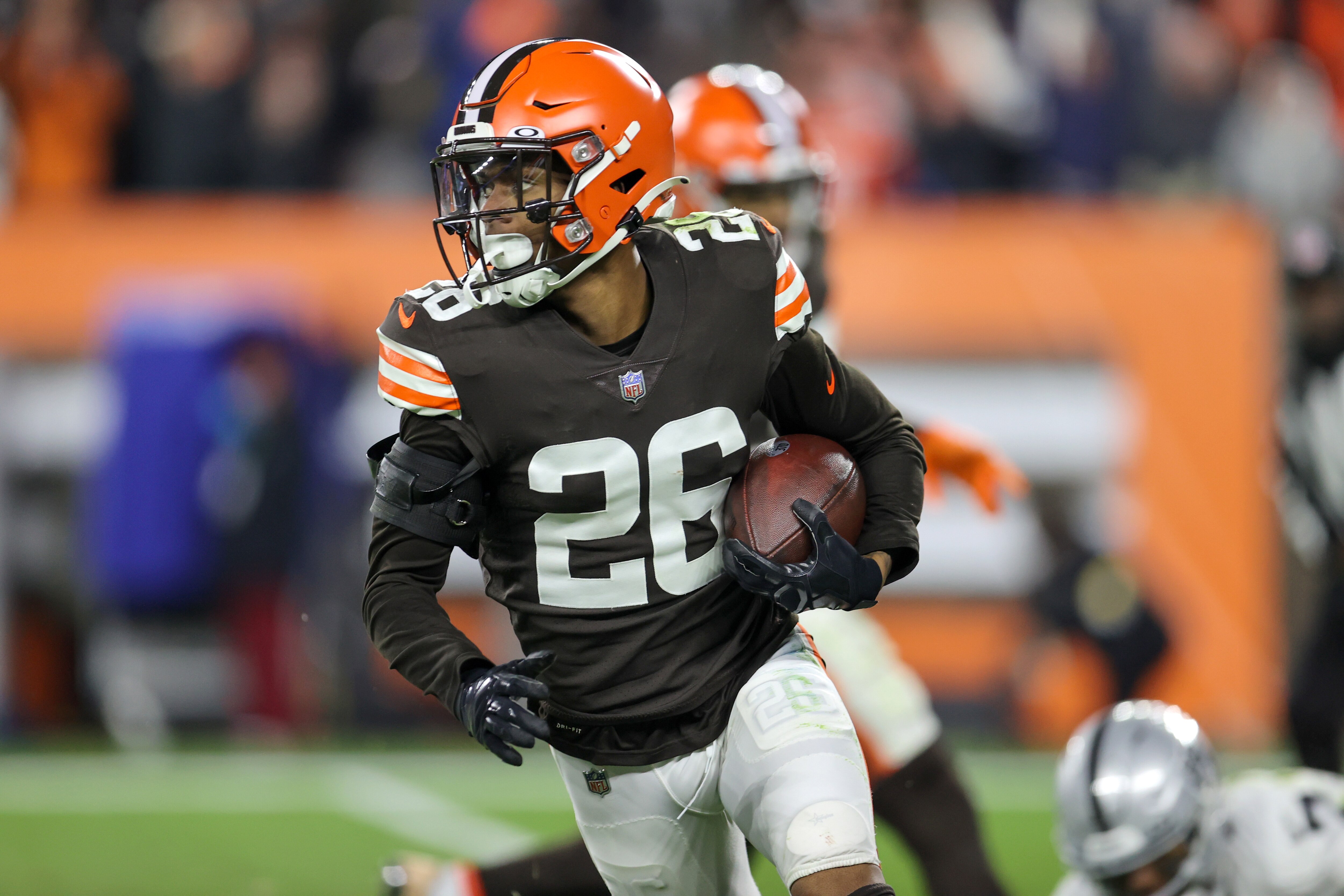 CLEVELAND, OH - DECEMBER 20: Cleveland Browns cornerback Greedy Williams (26) returns an interception during the fourth quarter of the National Football League game between the Las Vegas Raiders and Cleveland Browns on December 20, 2021, at FirstEnergy Stadium in Cleveland, OH. (Photo by Frank Jansky/Icon Sportswire via Getty Images)
