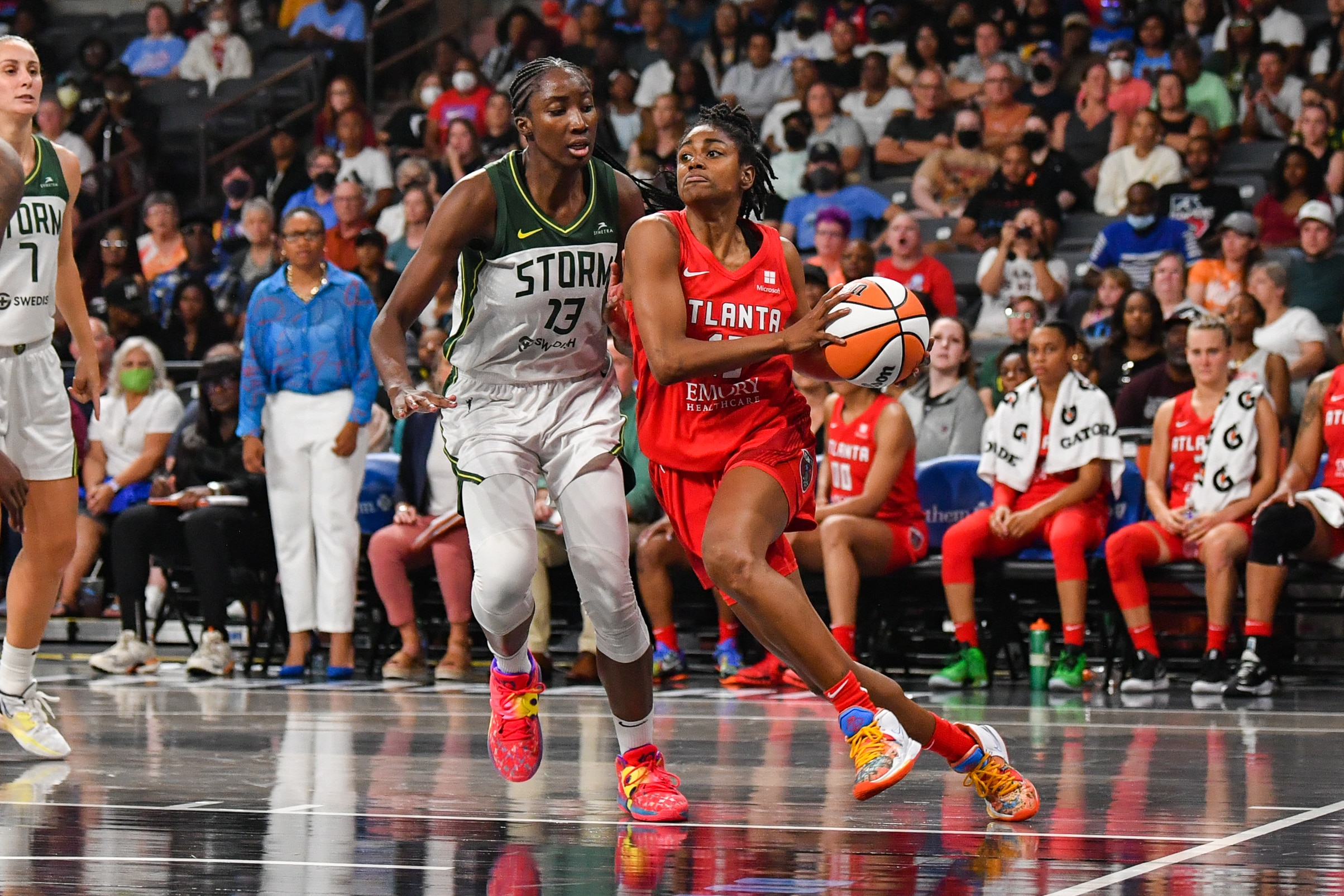 COLLEGE PARK, GA  JULY 03:  Atlanta guard Tiffany Hayes (15) drives to the basket during the WNBA game between the Seattle Storm and the Atlanta Dream on July 3rd, 2022 at Gateway Center Arena in College Park, GA. (Photo by Rich von Biberstein/Icon Sportswire via Getty Images)