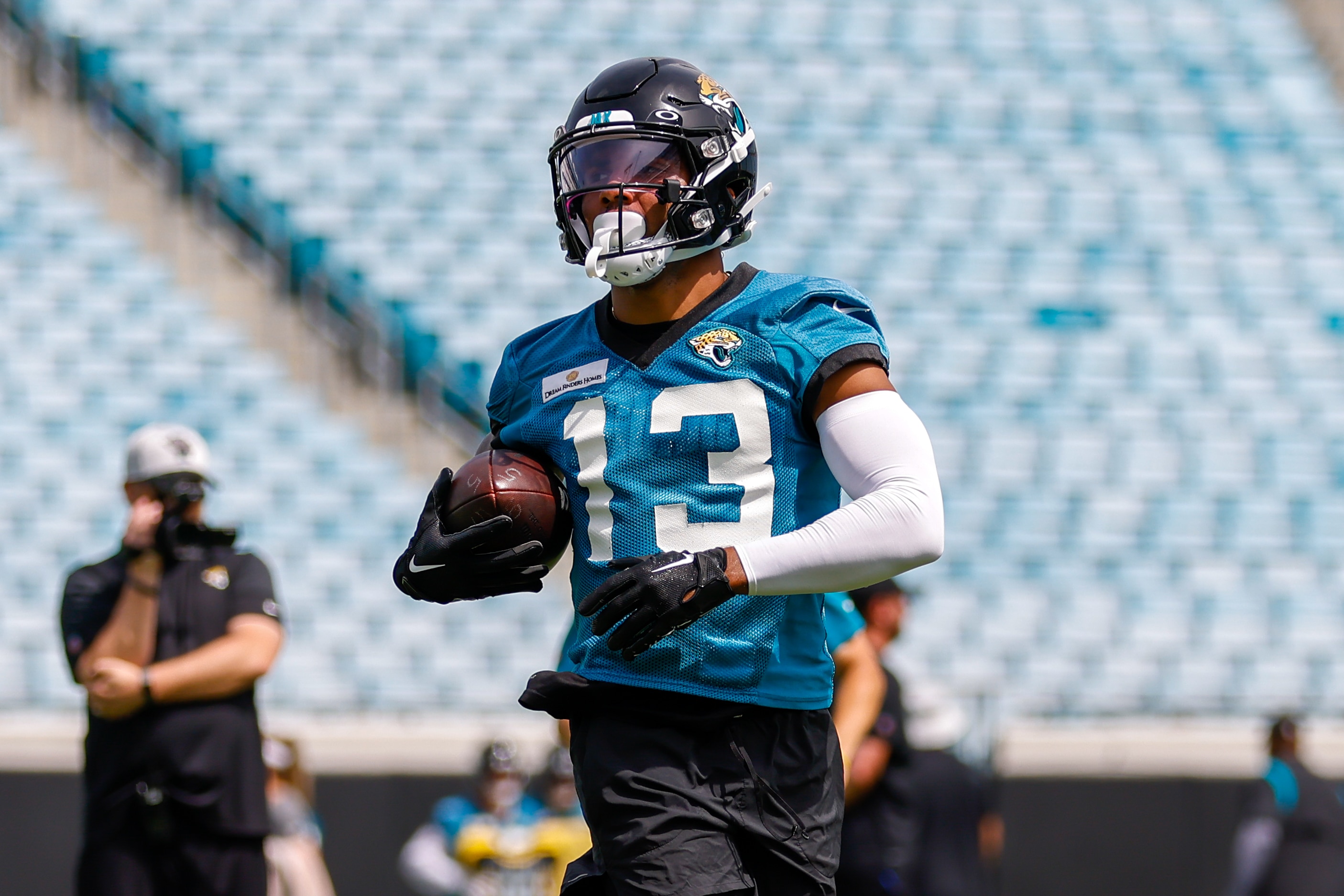 JACKSONVILLE, FL - MAY 23: Jacksonville Jaguars wide receiver Christian Kirk (13) during Jacksonville Jaguars OTA Offseason Workouts on May 23, 2022 at TIAA Bank Field in Jacksonville, Fl. (Photo by David Rosenblum/Icon Sportswire via Getty Images)