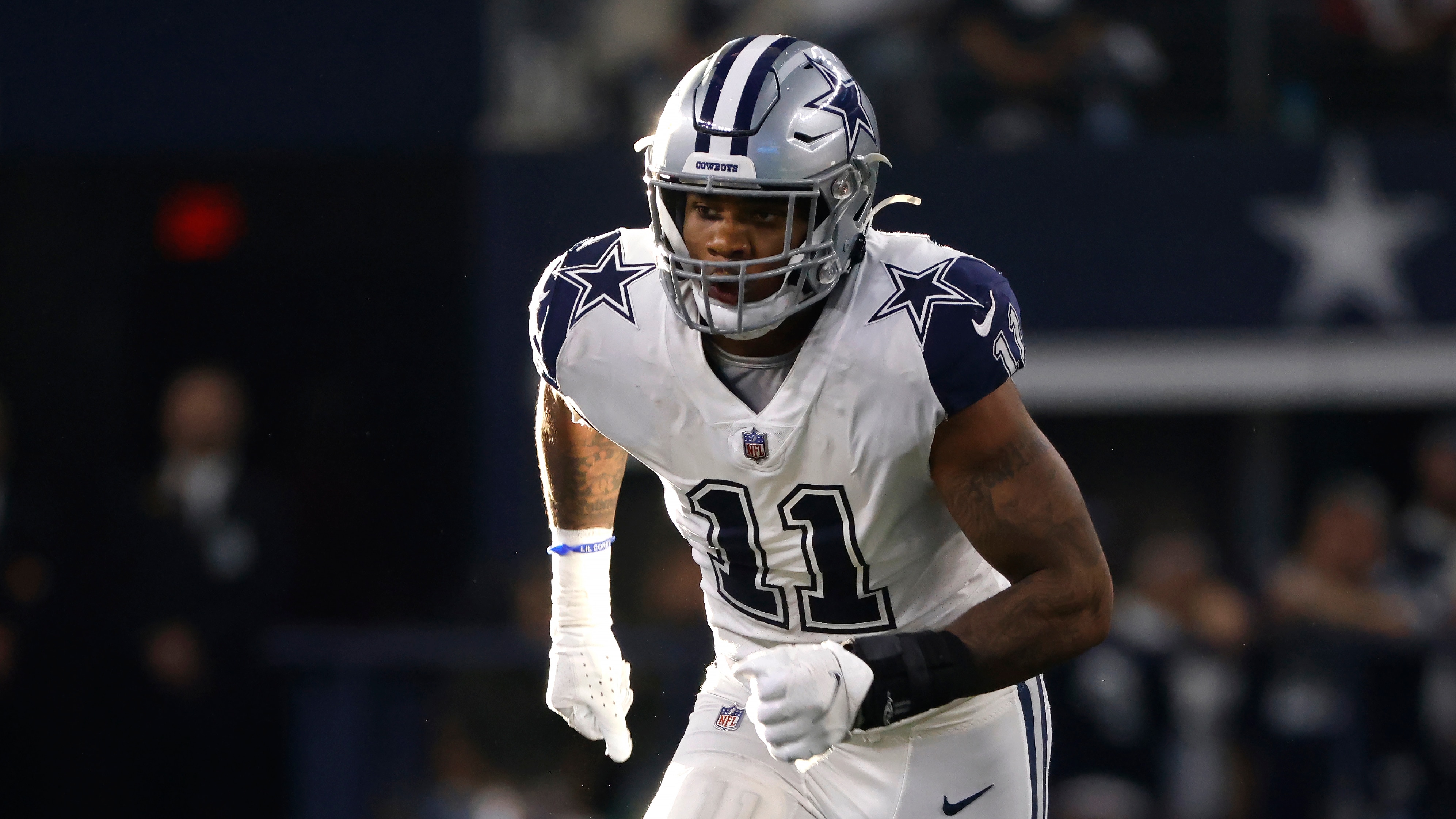 Dallas Cowboys outside linebacker Micah Parsons (11) plays against the Arizona Cardinals during an NFL football game in Arlington, Texas, Sunday, Jan. 2, 2022. (AP Photo/Ron Jenkins)