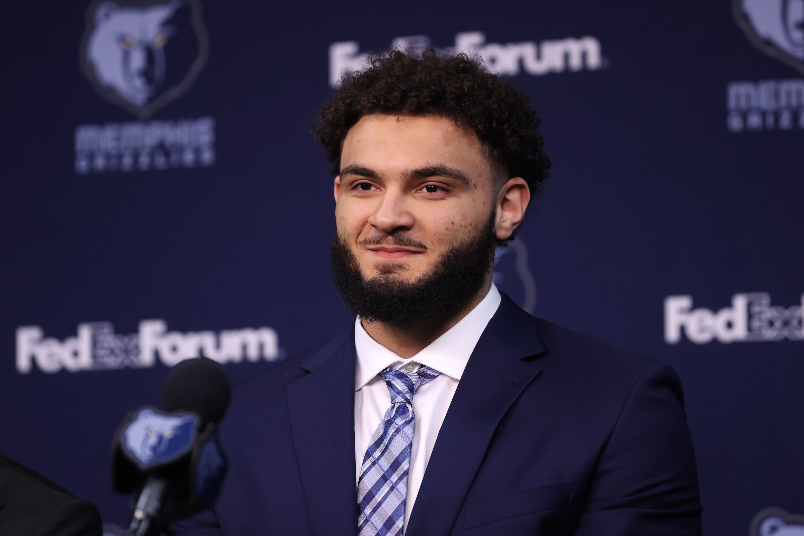MEMPHIS, TN - June 24: David Roddy of the Memphis Grizzlies talks to the media during the introductory draft press conference on June 24, 2022 at FedExForum in Memphis, Tennessee. NOTE TO USER: User expressly acknowledges and agrees that, by downloading and or using this photograph, User is consenting to the terms and conditions of the Getty Images License Agreement. Mandatory Copyright Notice: Copyright 2022 NBAE (Photo by Joe Murphy/NBAE via Getty Images)